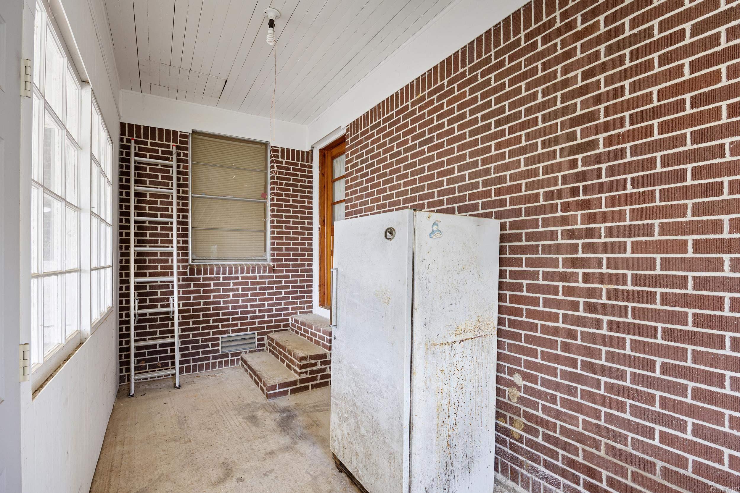 714 Hwy 213 Property Photo 22
