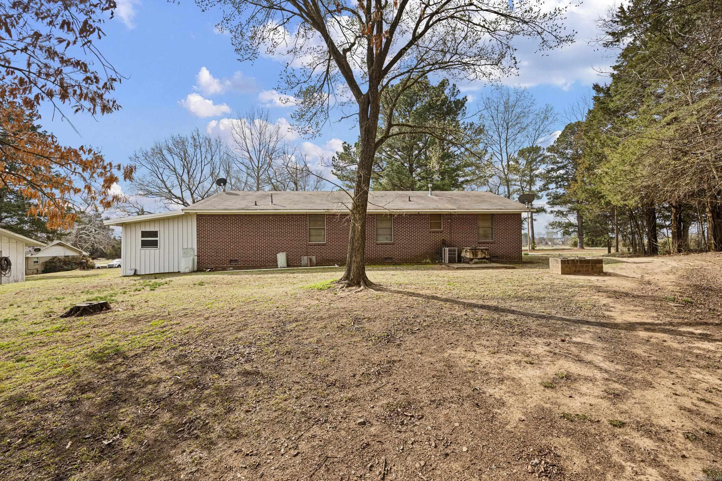 714 Hwy 213 Property Photo 24