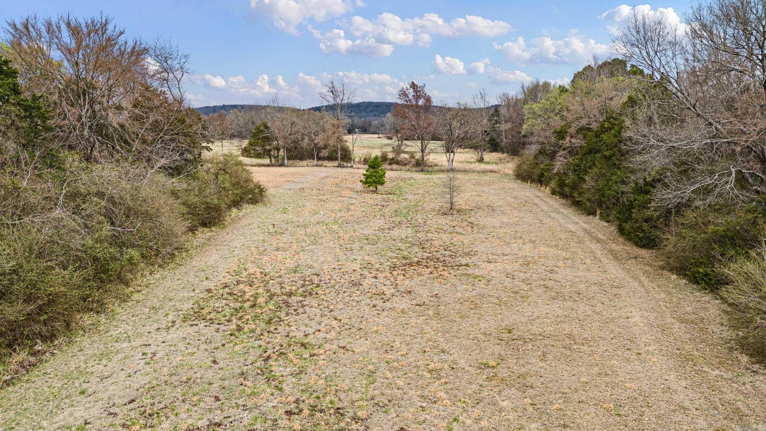 714 Hwy 213 Property Photo 36