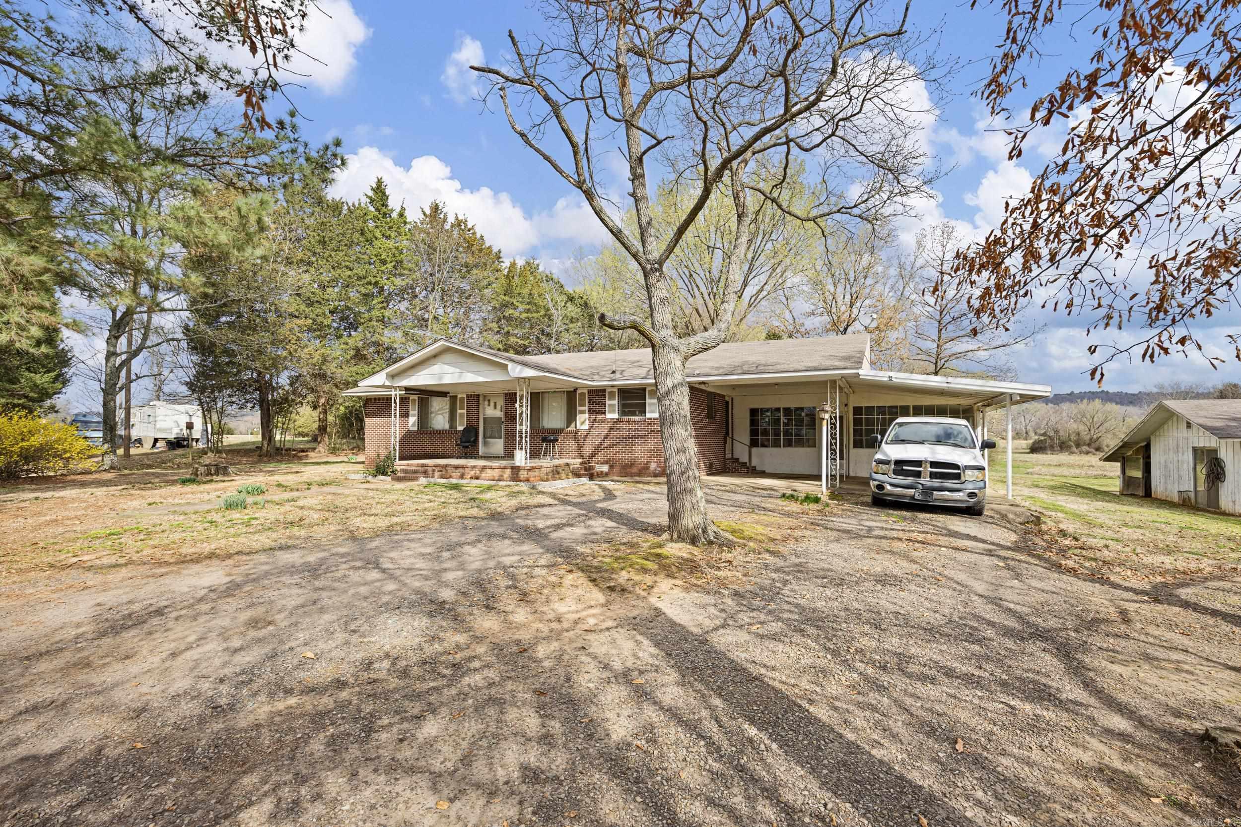 714 Hwy 213 Property Photo 41