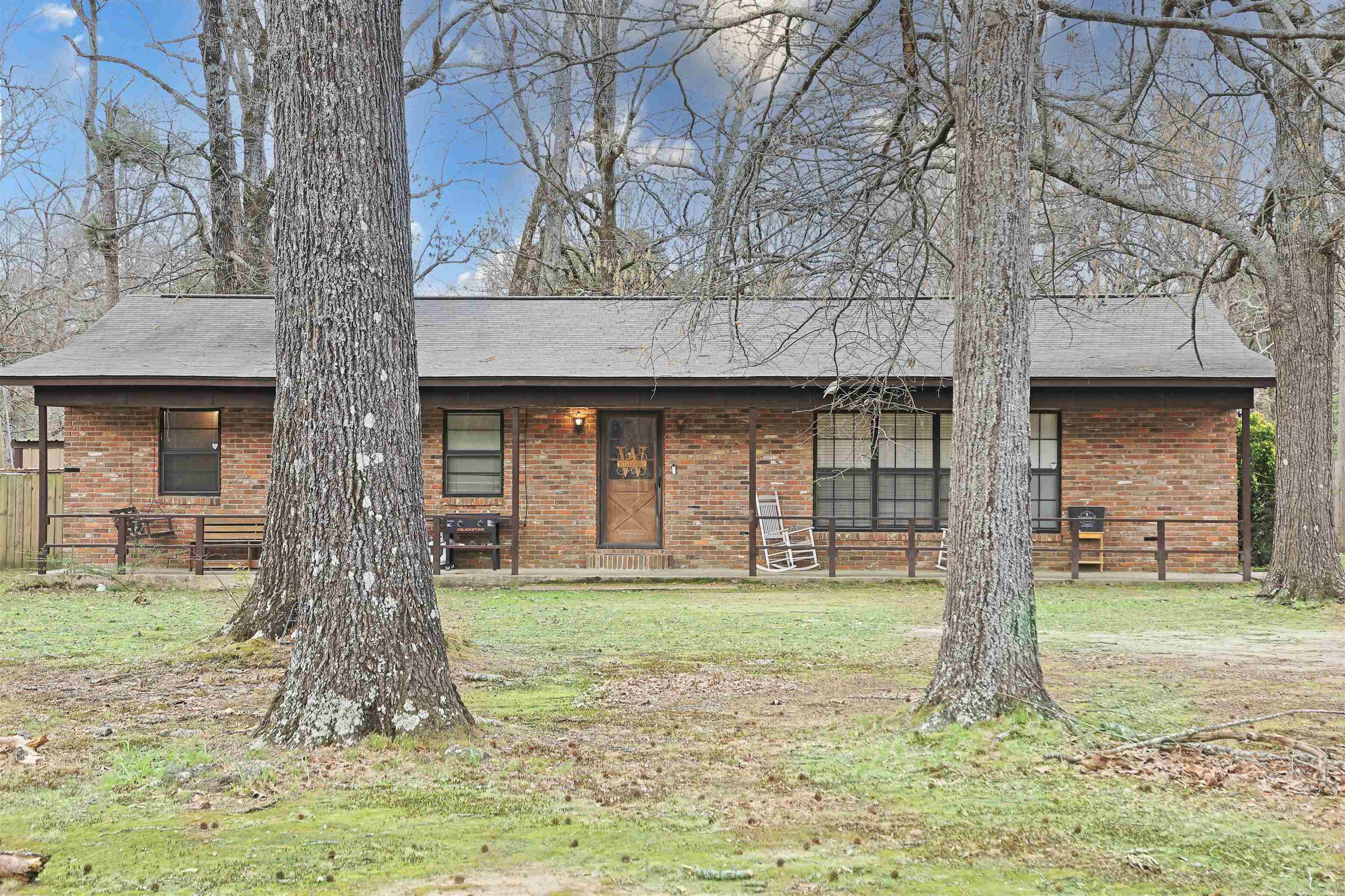 610 Reynolds Property Photo 3