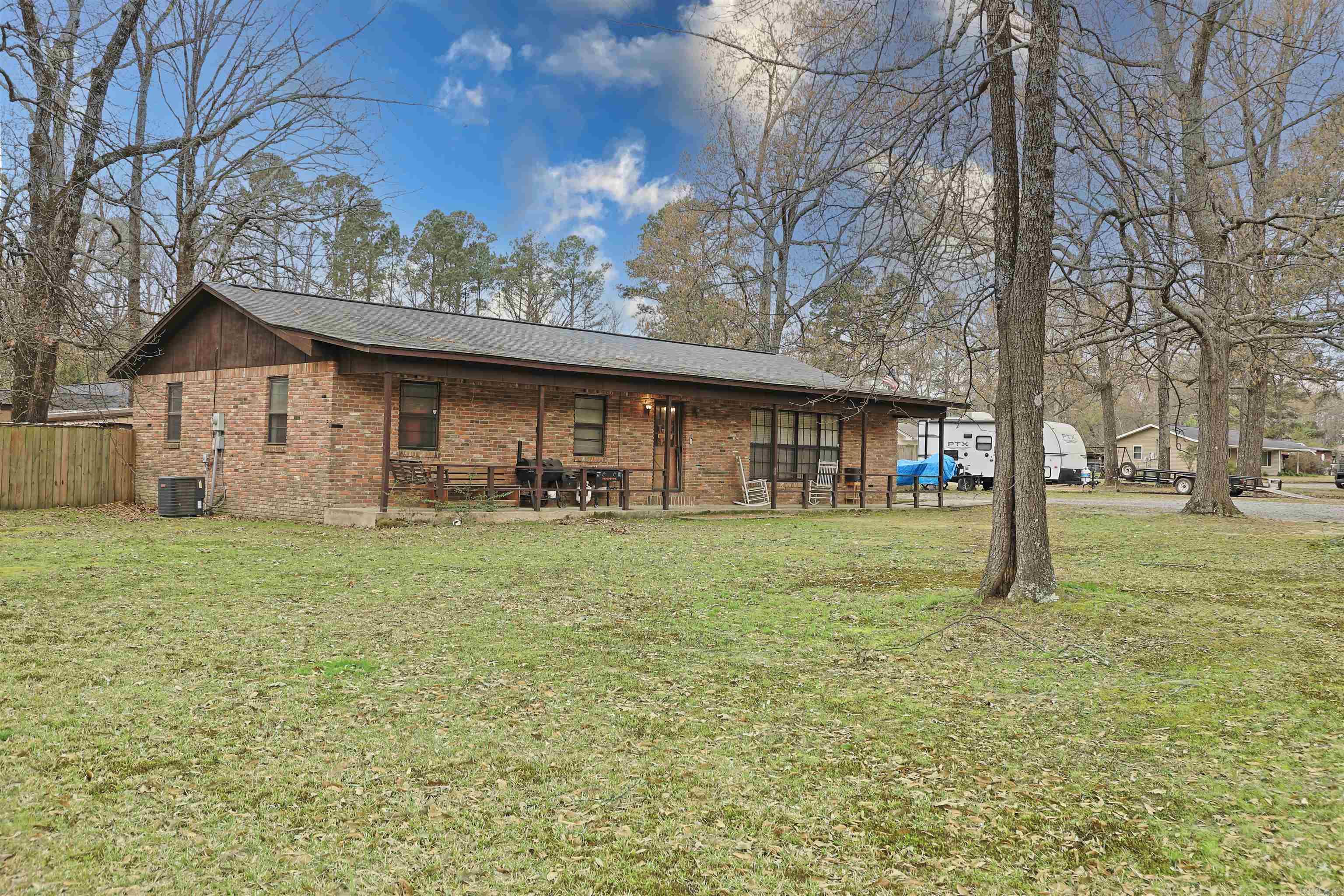 610 Reynolds Property Photo 4