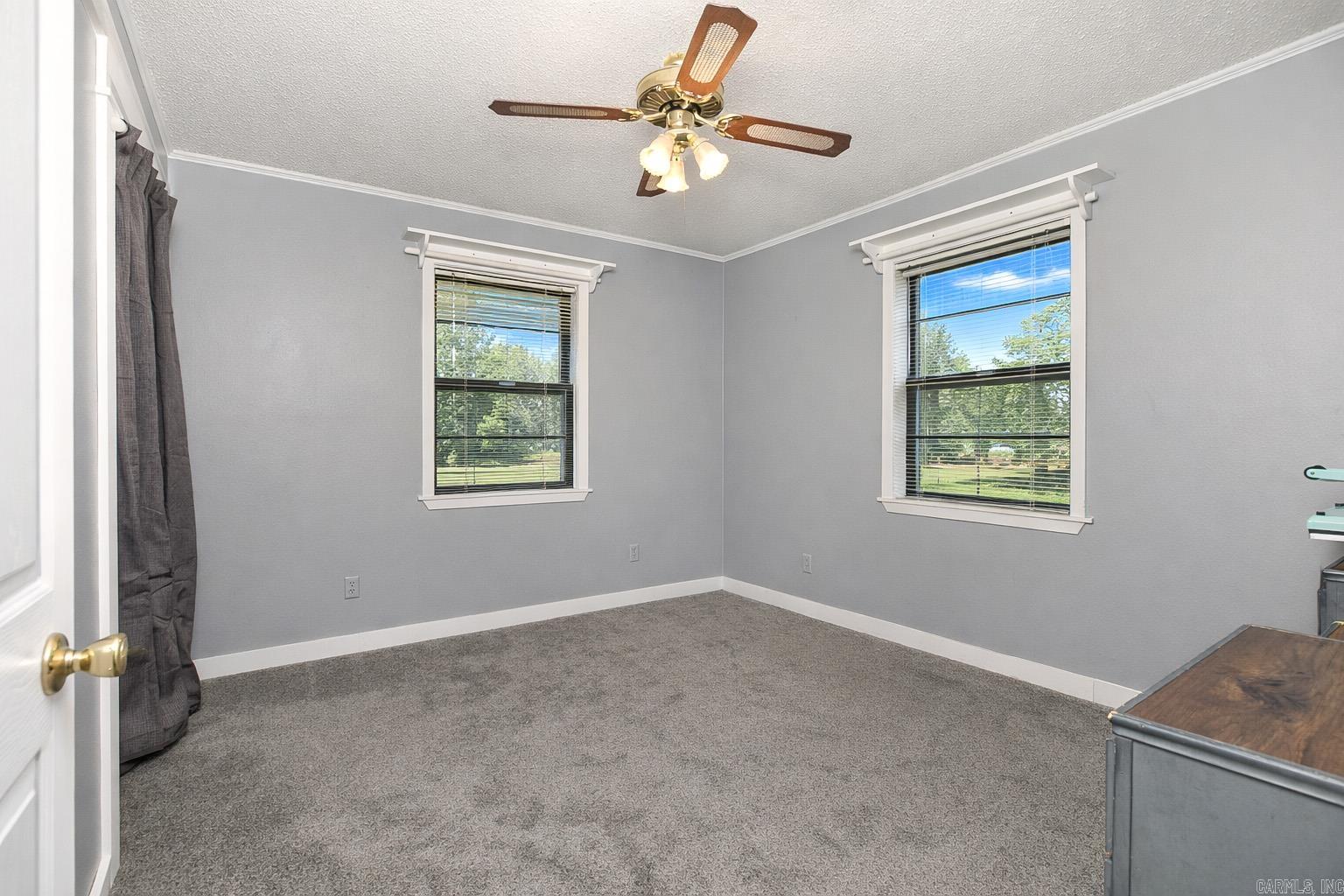610 Reynolds Property Photo 11