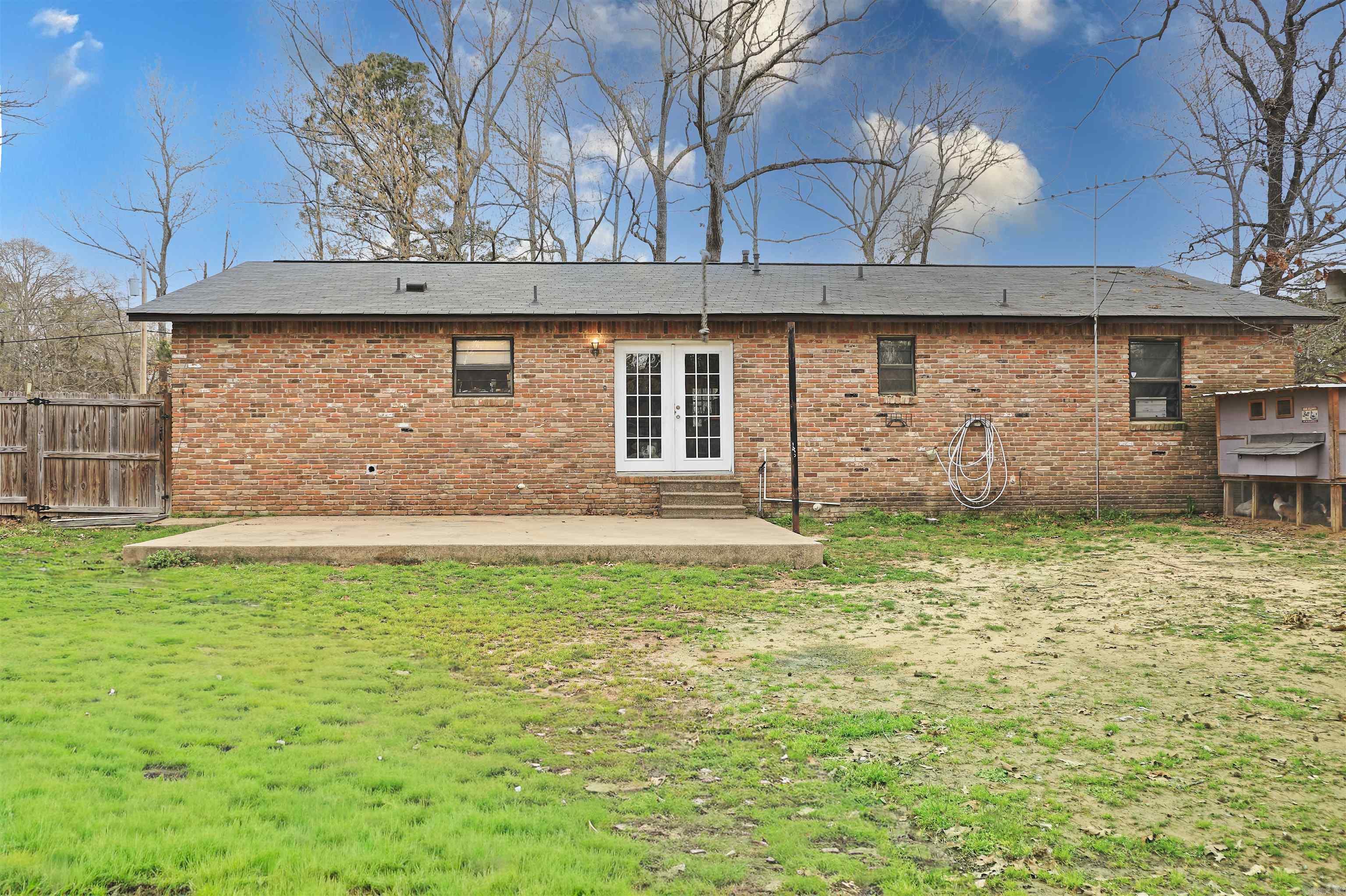 610 Reynolds Property Photo 22