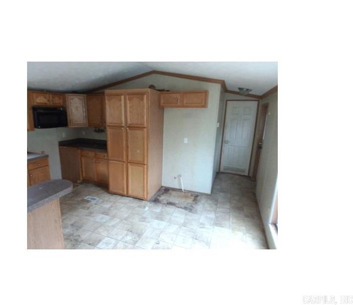 930 Brown Street Property Photo 3