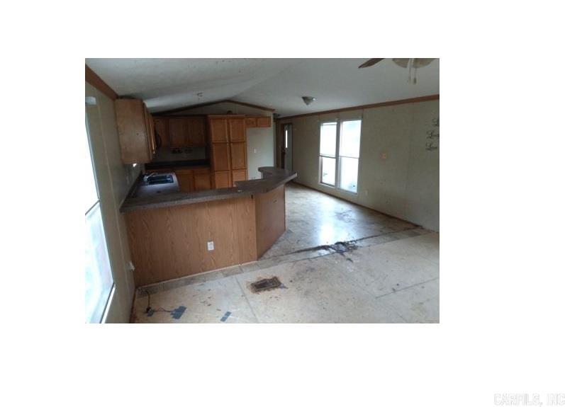 930 Brown Street Property Photo 4