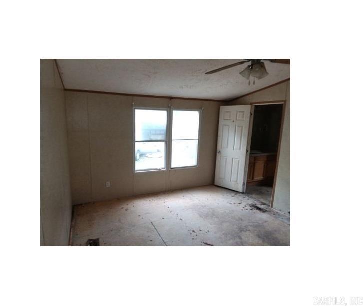 930 Brown Street Property Photo 5
