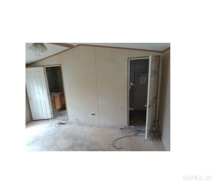 930 Brown Street Property Photo 6