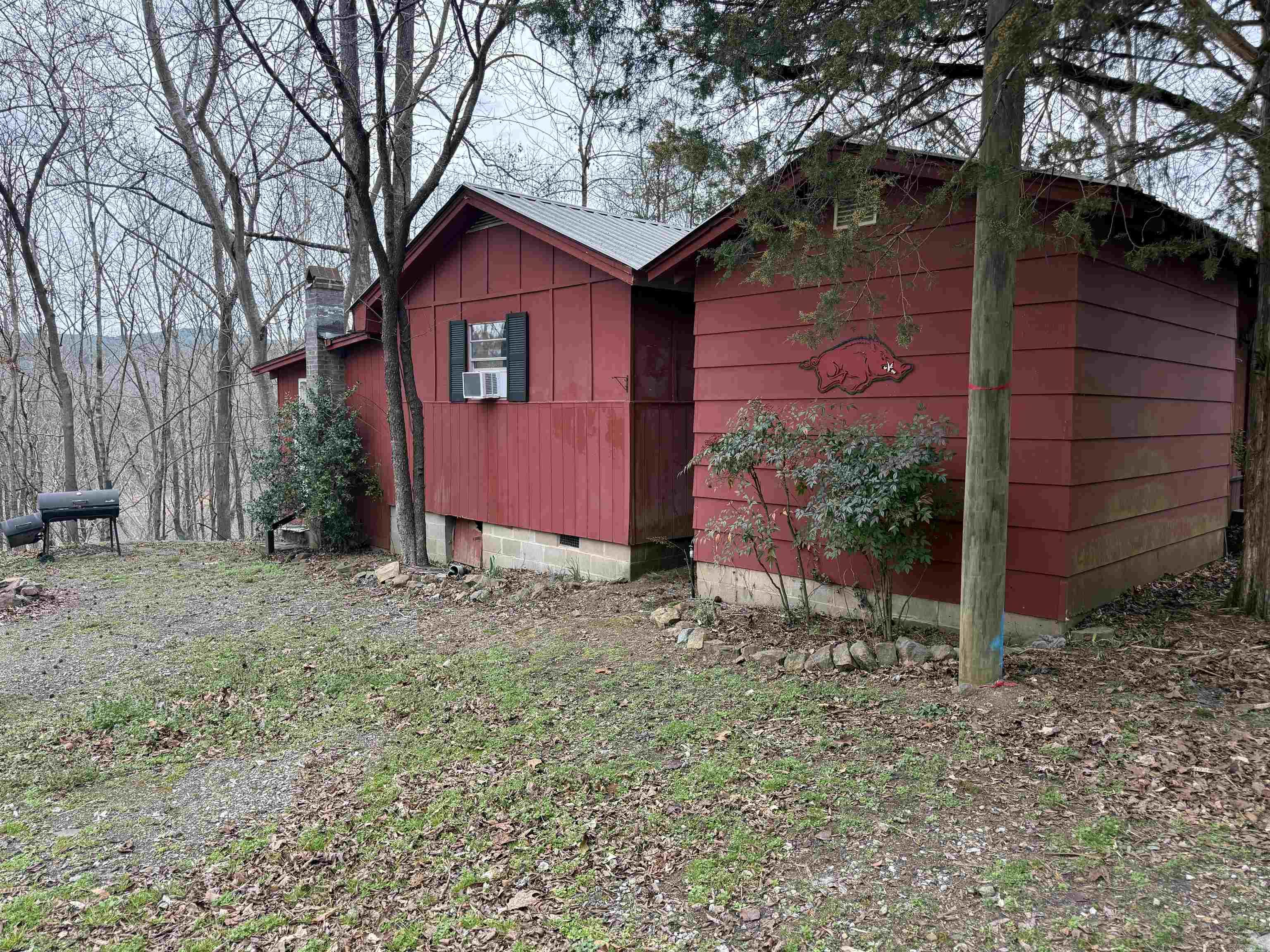 300 Canyon Property Photo 4