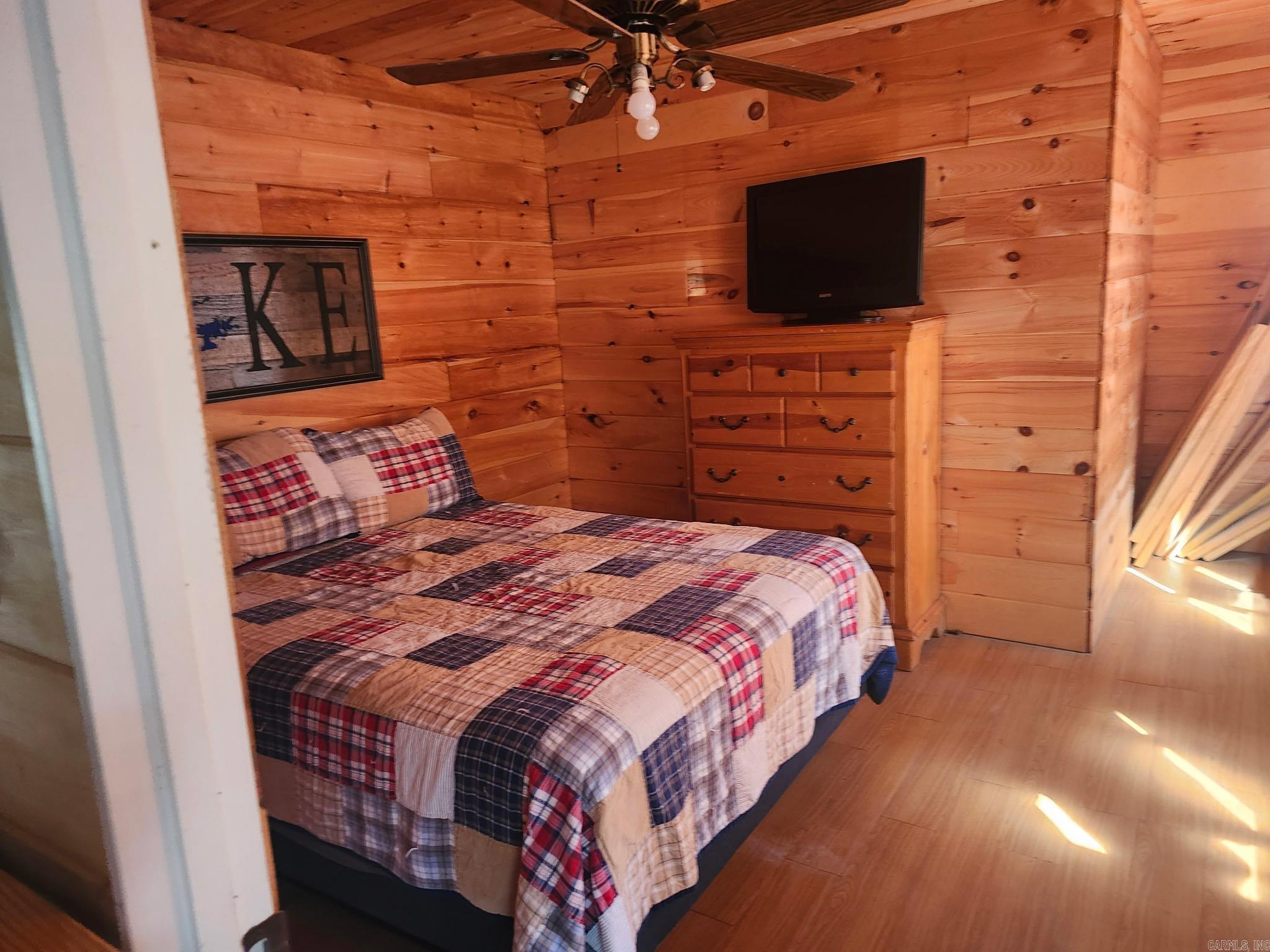 300 Canyon Property Photo 14