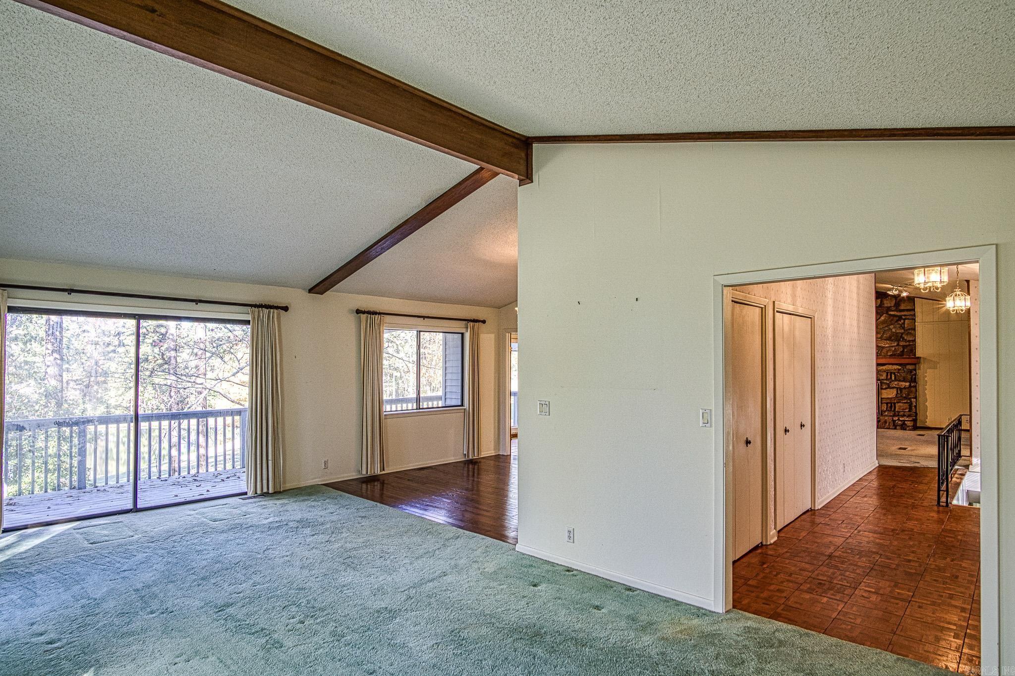 8 Alamito Lane Property Photo 9