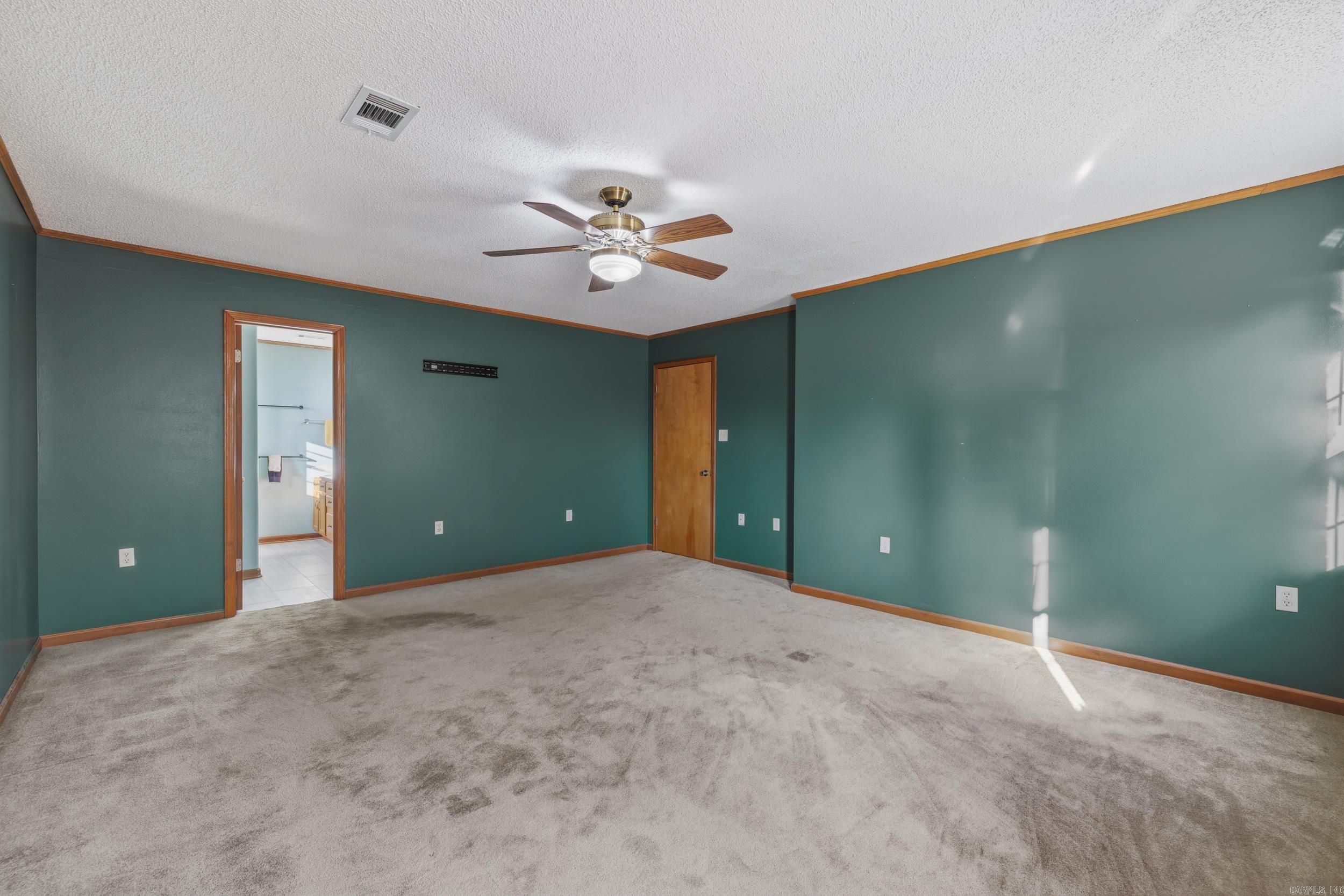 50 Rosewood Drive Property Photo 12