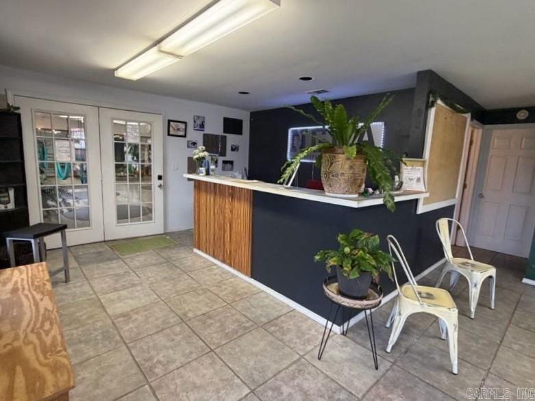 305 Dallas Avenue Property Photo 3