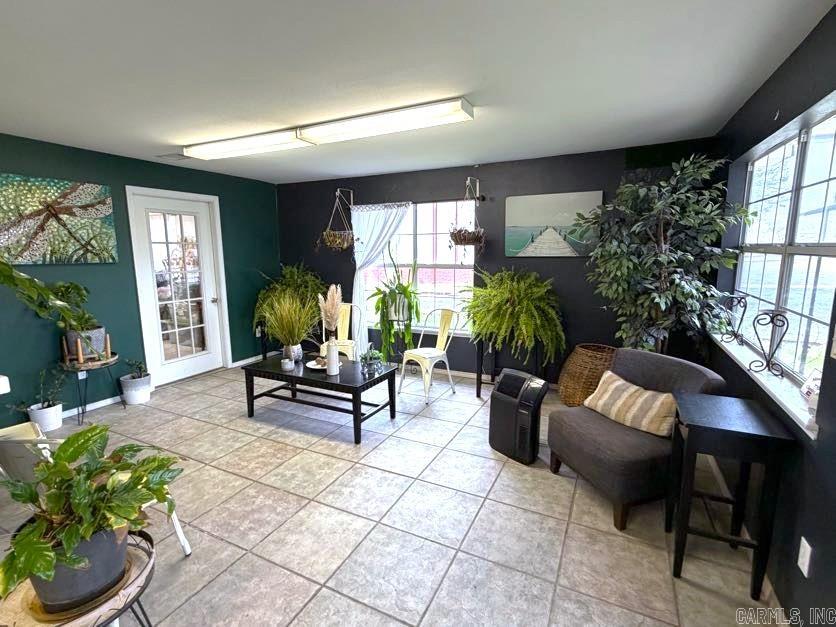 305 Dallas Avenue Property Photo 14