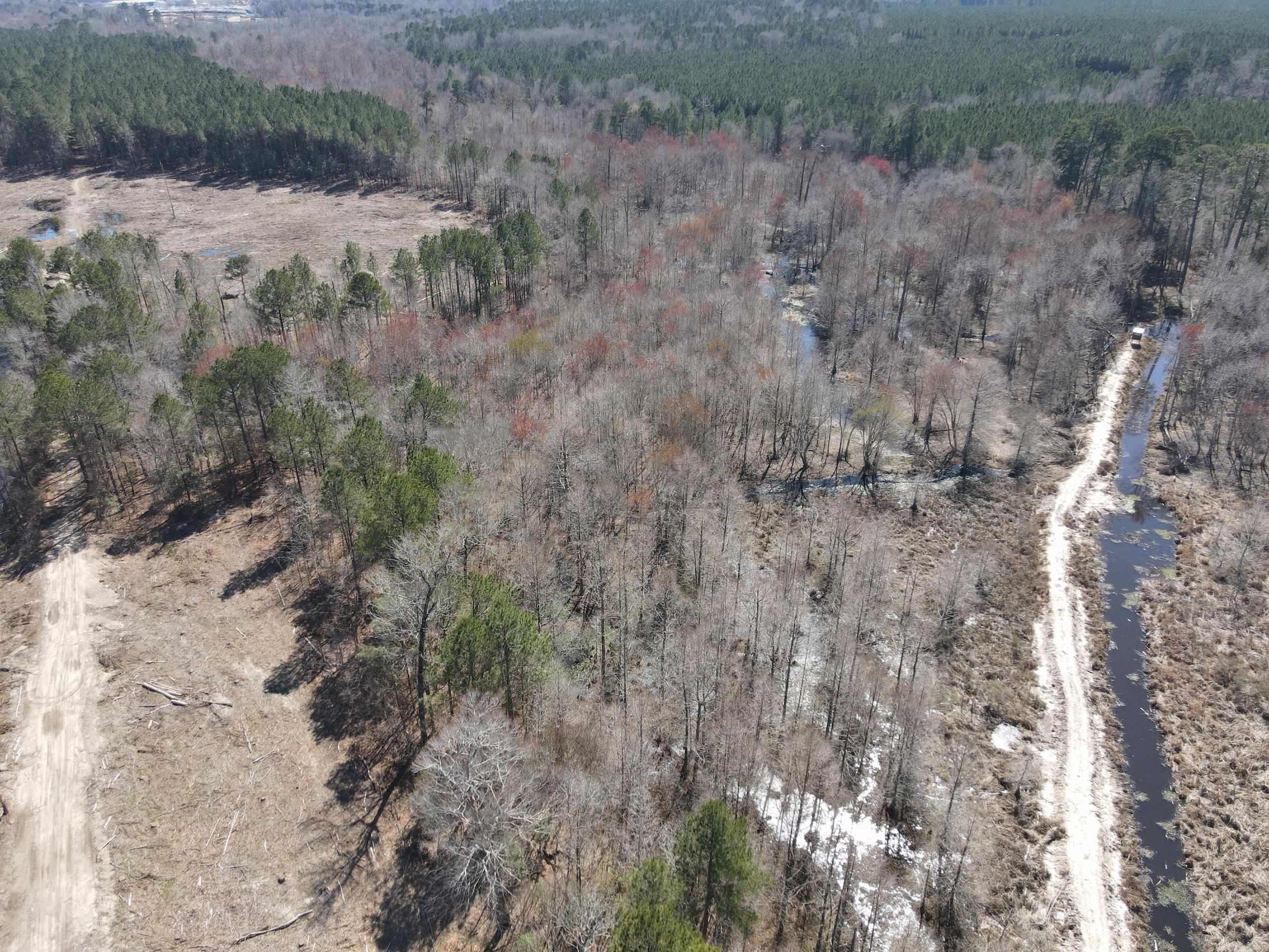 000 Lawson Rd Property Photo 15