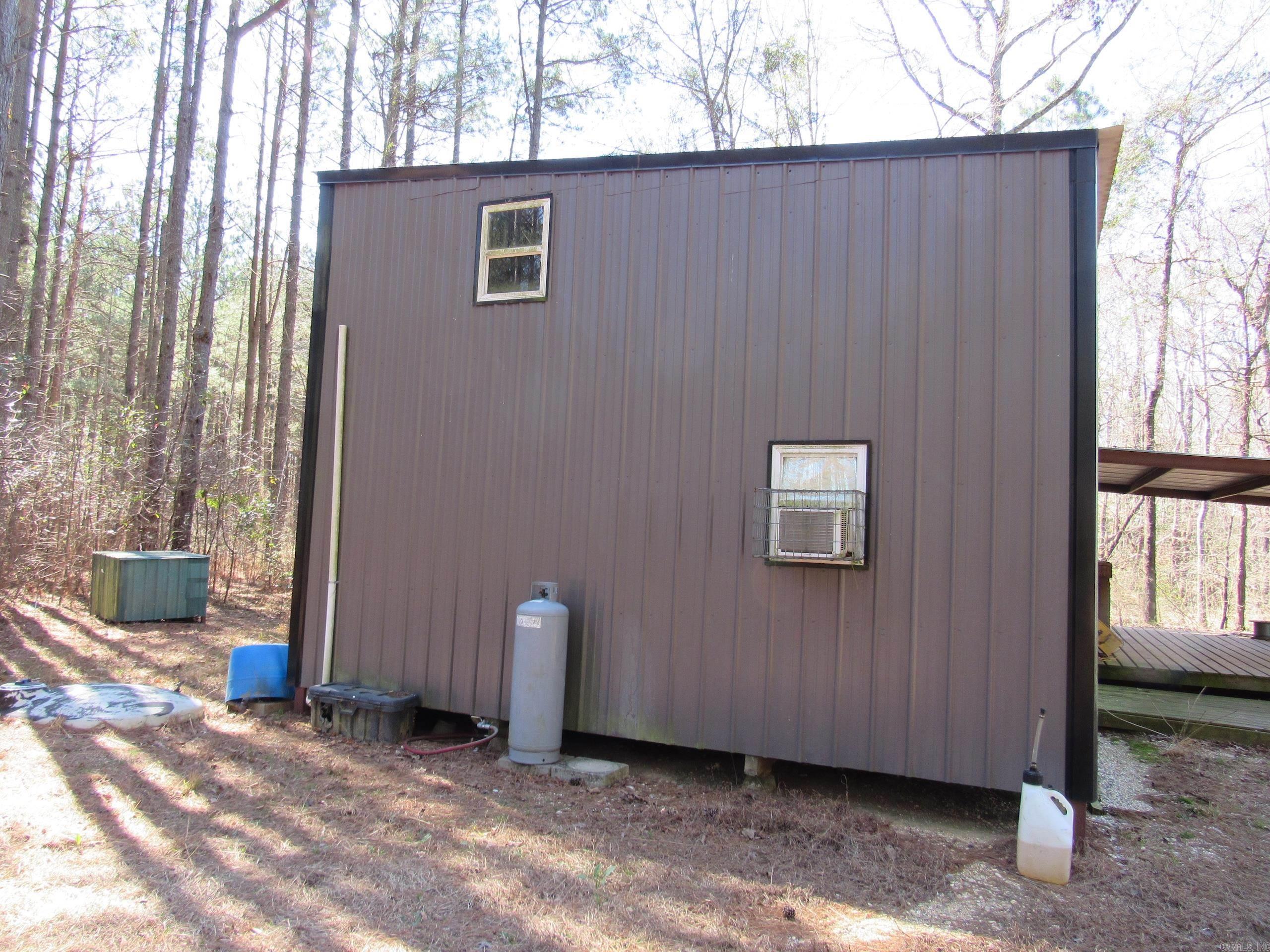 000 Lawson Rd Property Photo 28