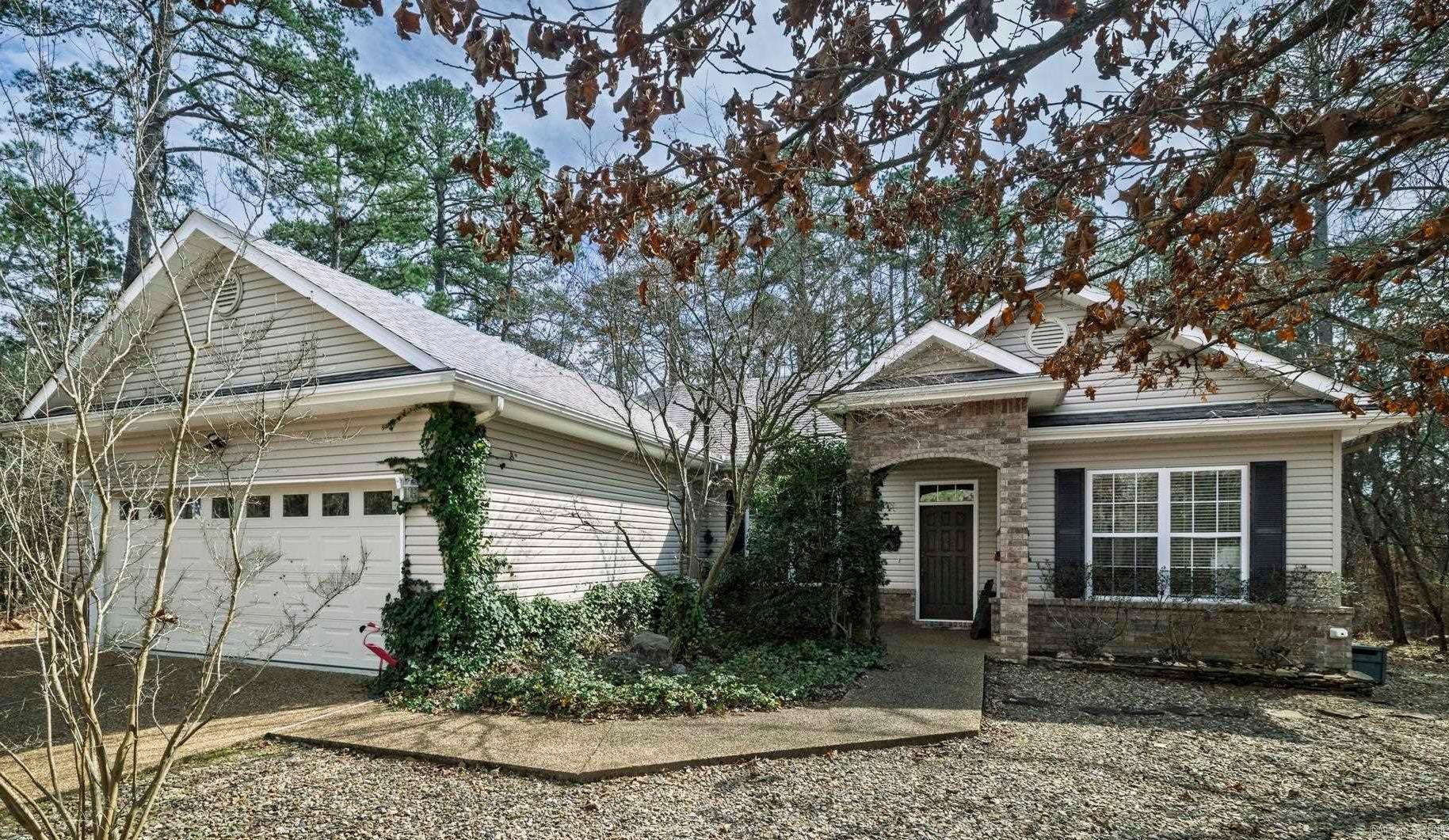 7 Jaguar Circle Property Photo 1