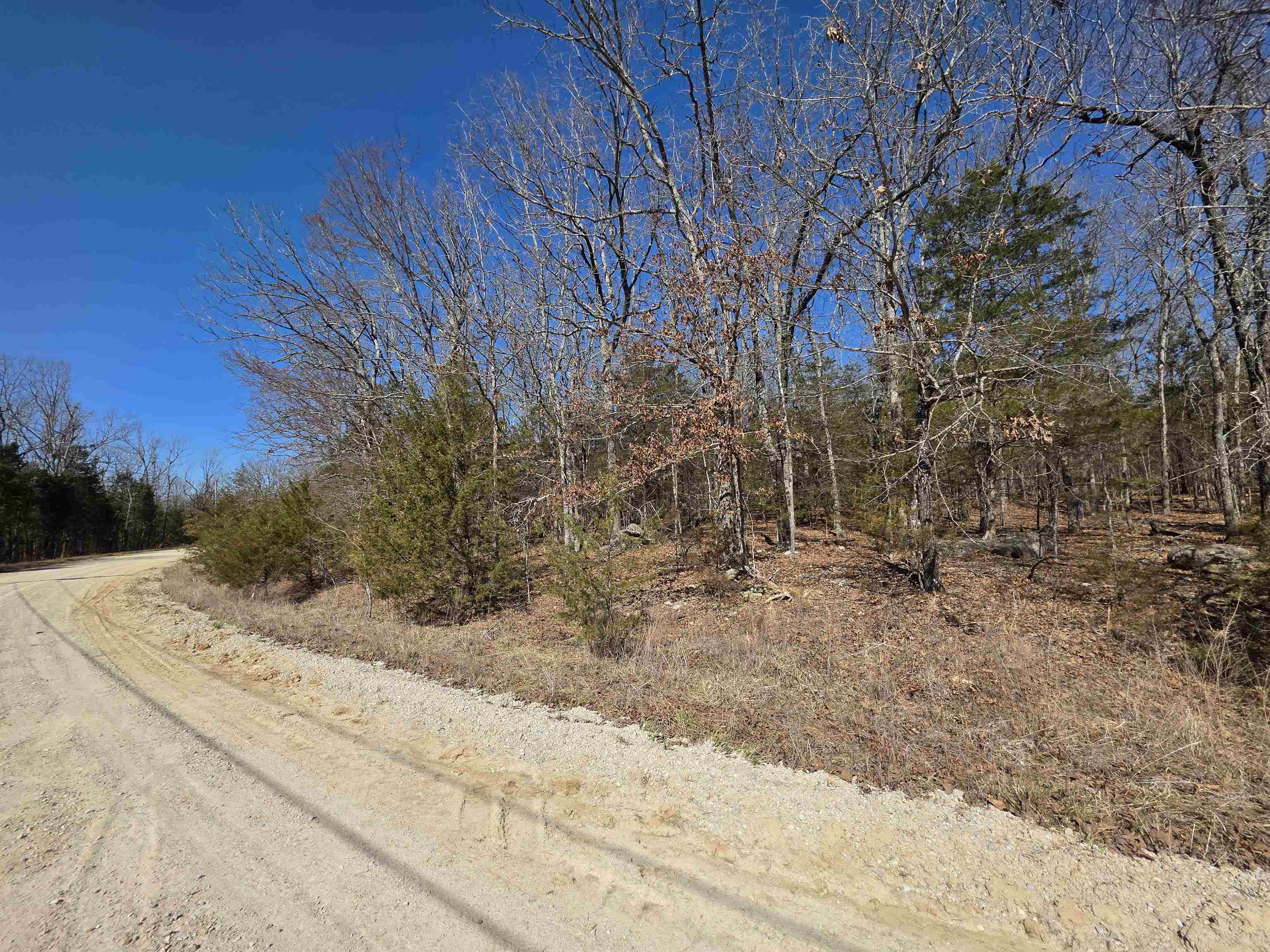 1112 Court Loop Property Photo 14