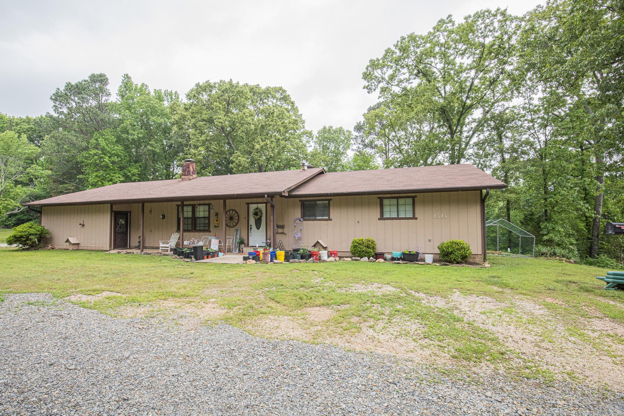 2323 Hwy 291 N. Property Photo 1