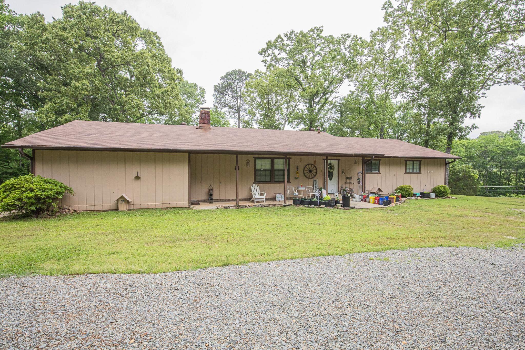 2323 Hwy 291 N. Property Photo 2