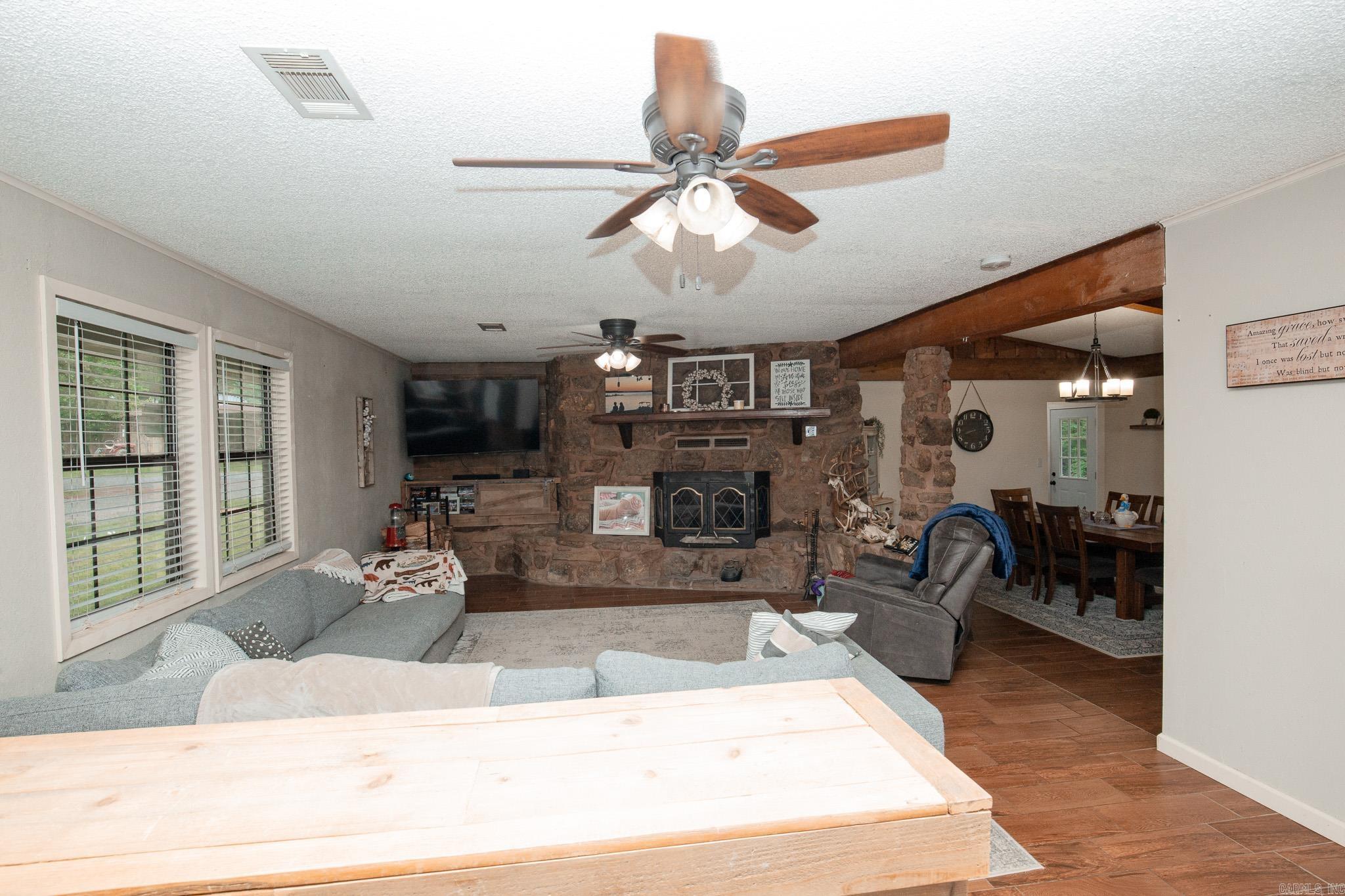 2323 Hwy 291 N. Property Photo 7