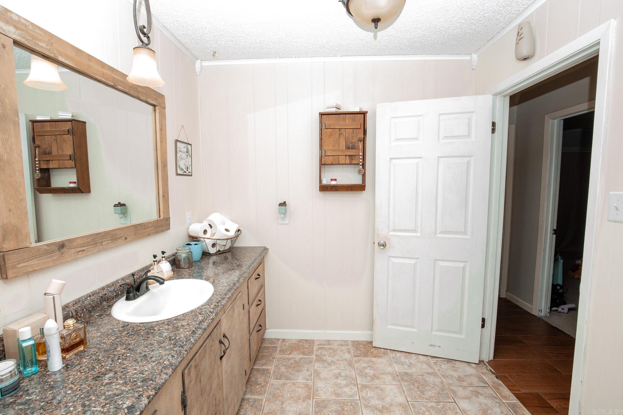 2323 Hwy 291 N. Property Photo 18