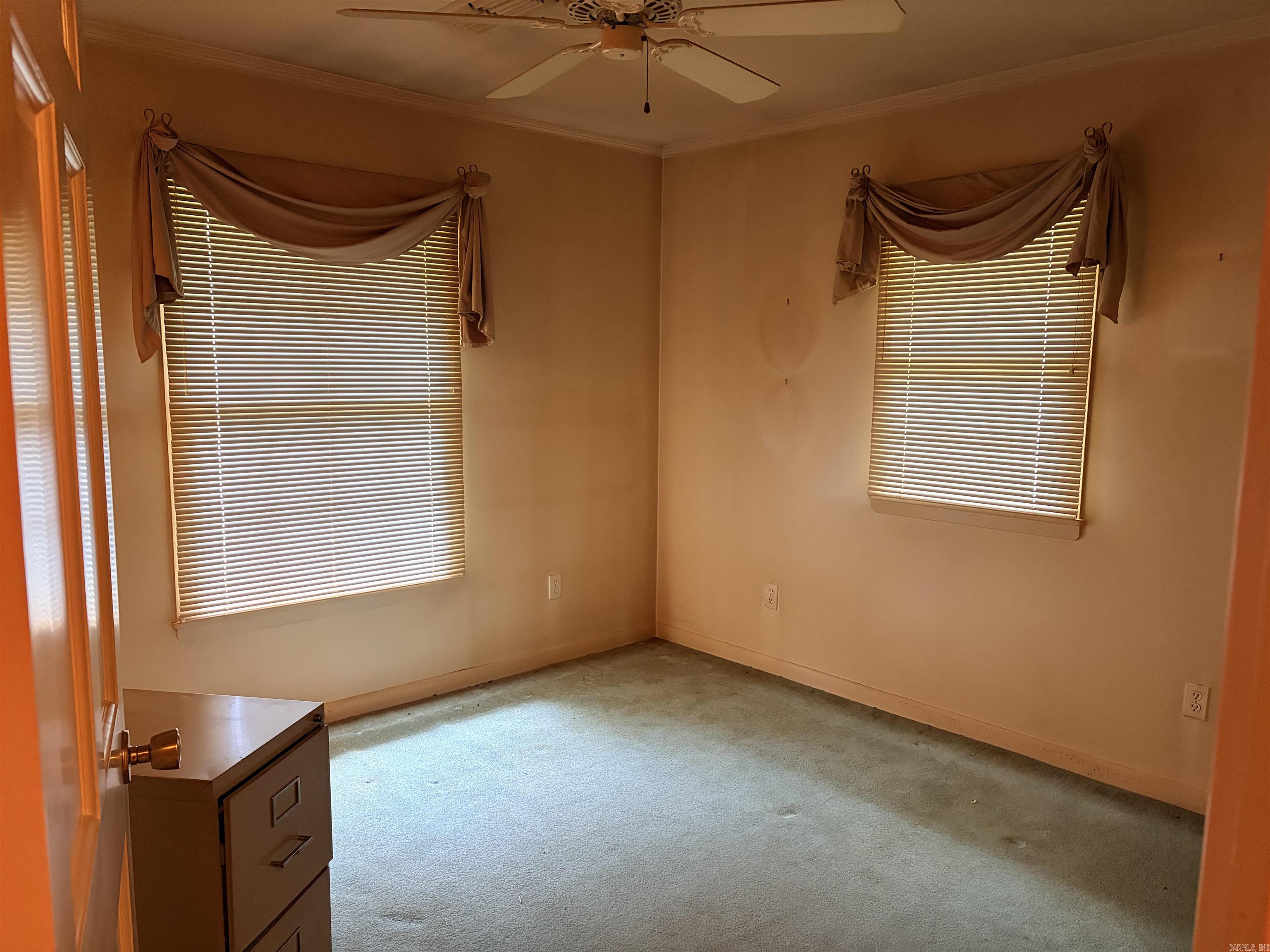 110 N Munn Property Photo 18