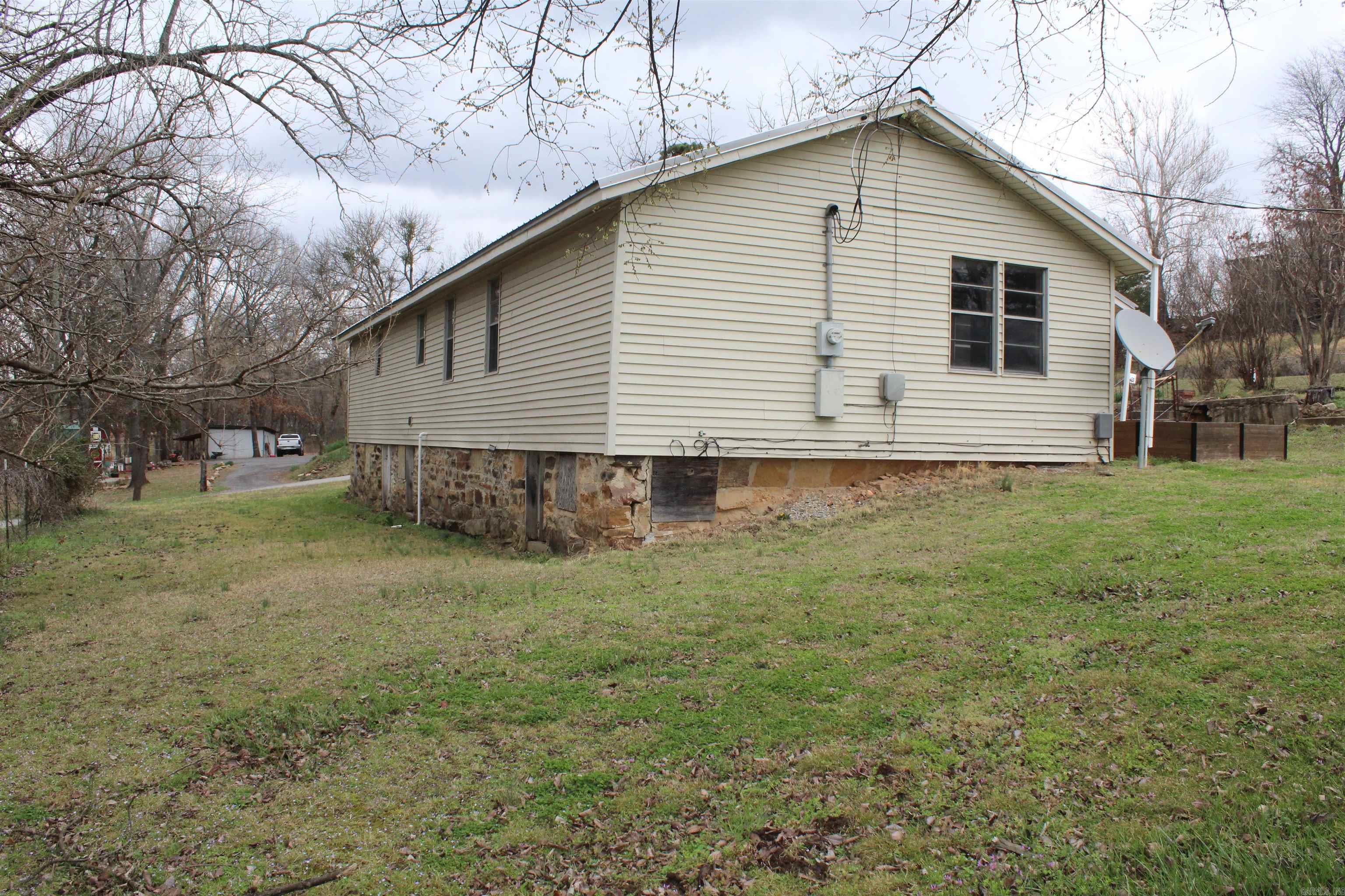 400 Canaan Road Property Photo 4