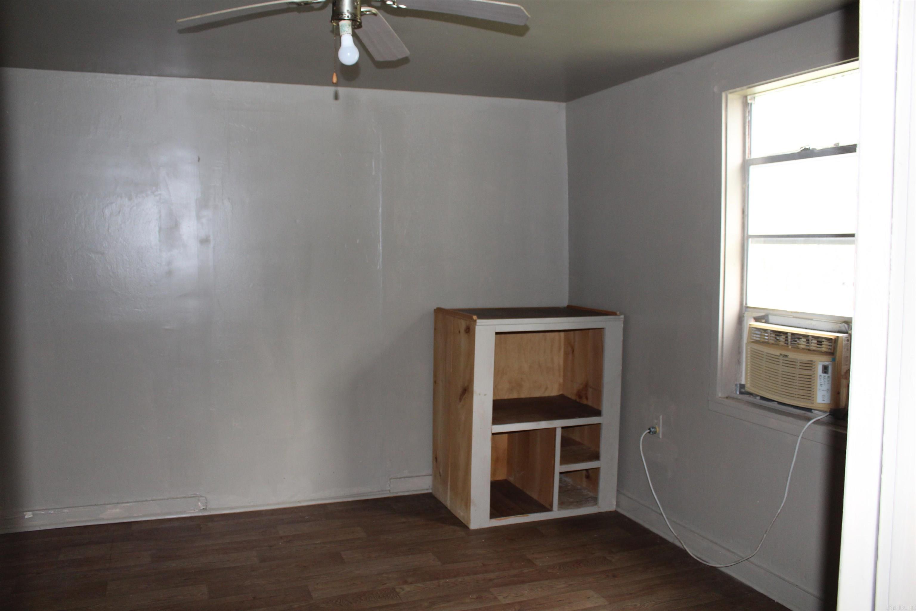 400 Canaan Road Property Photo 8