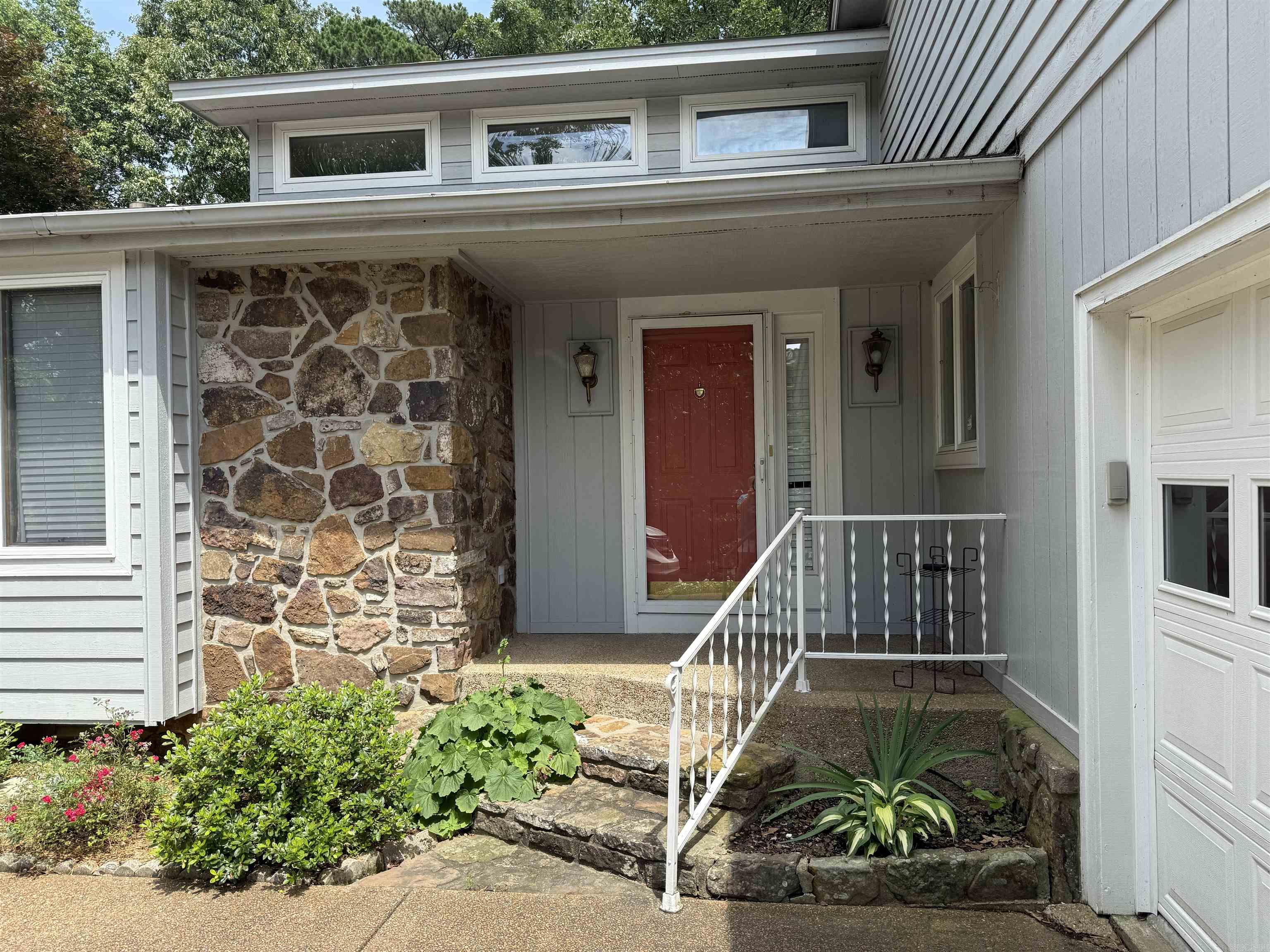 319 Snead Dr. Property Photo 5