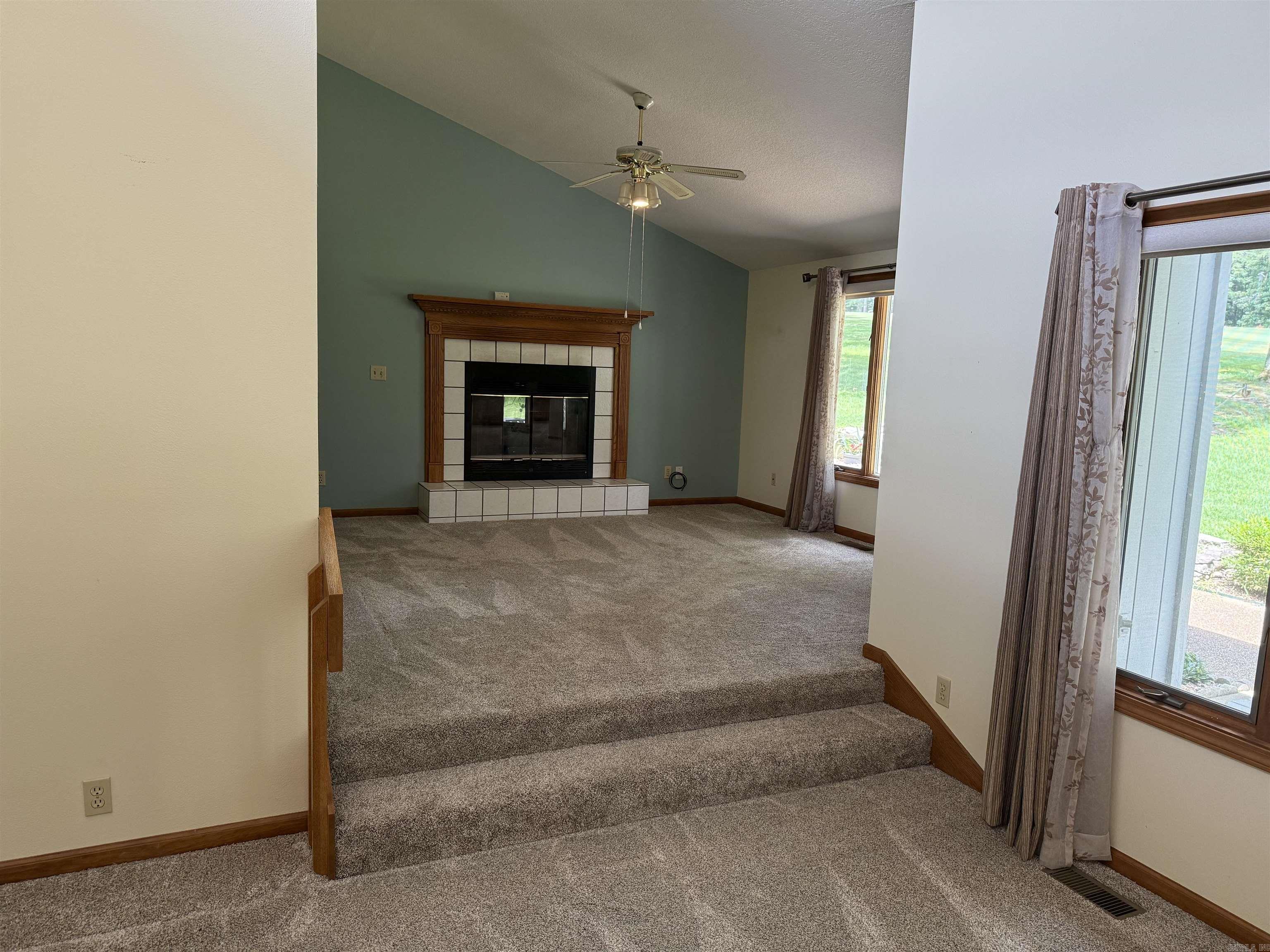 319 Snead Dr. Property Photo 10