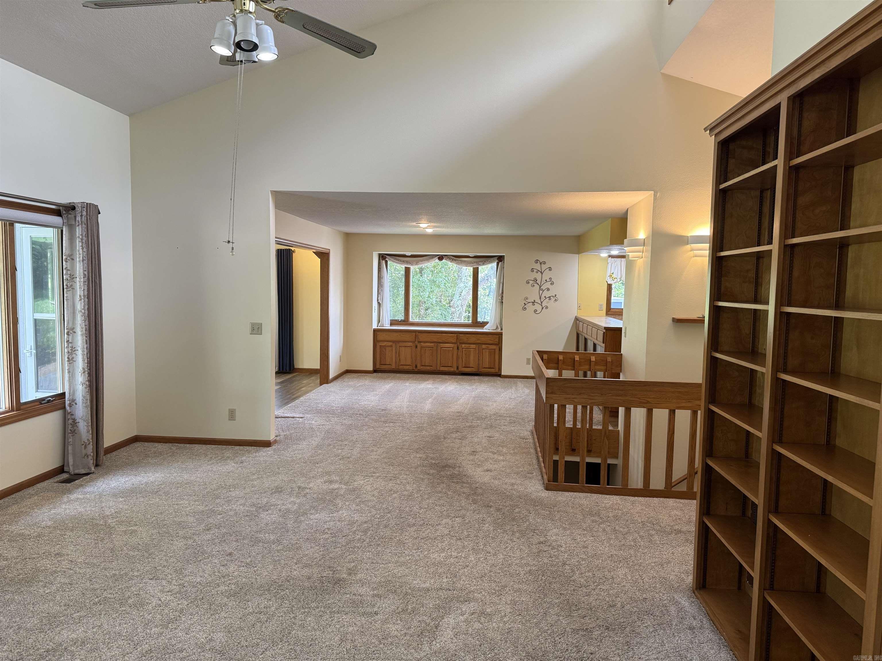 319 Snead Dr. Property Photo 14