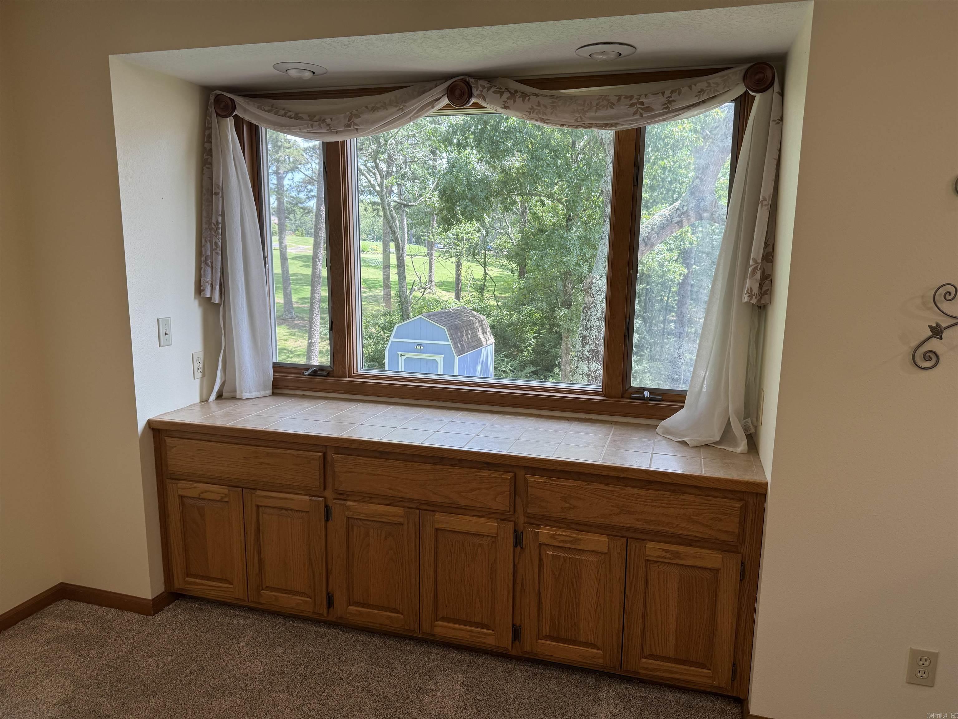 319 Snead Dr. Property Photo 16