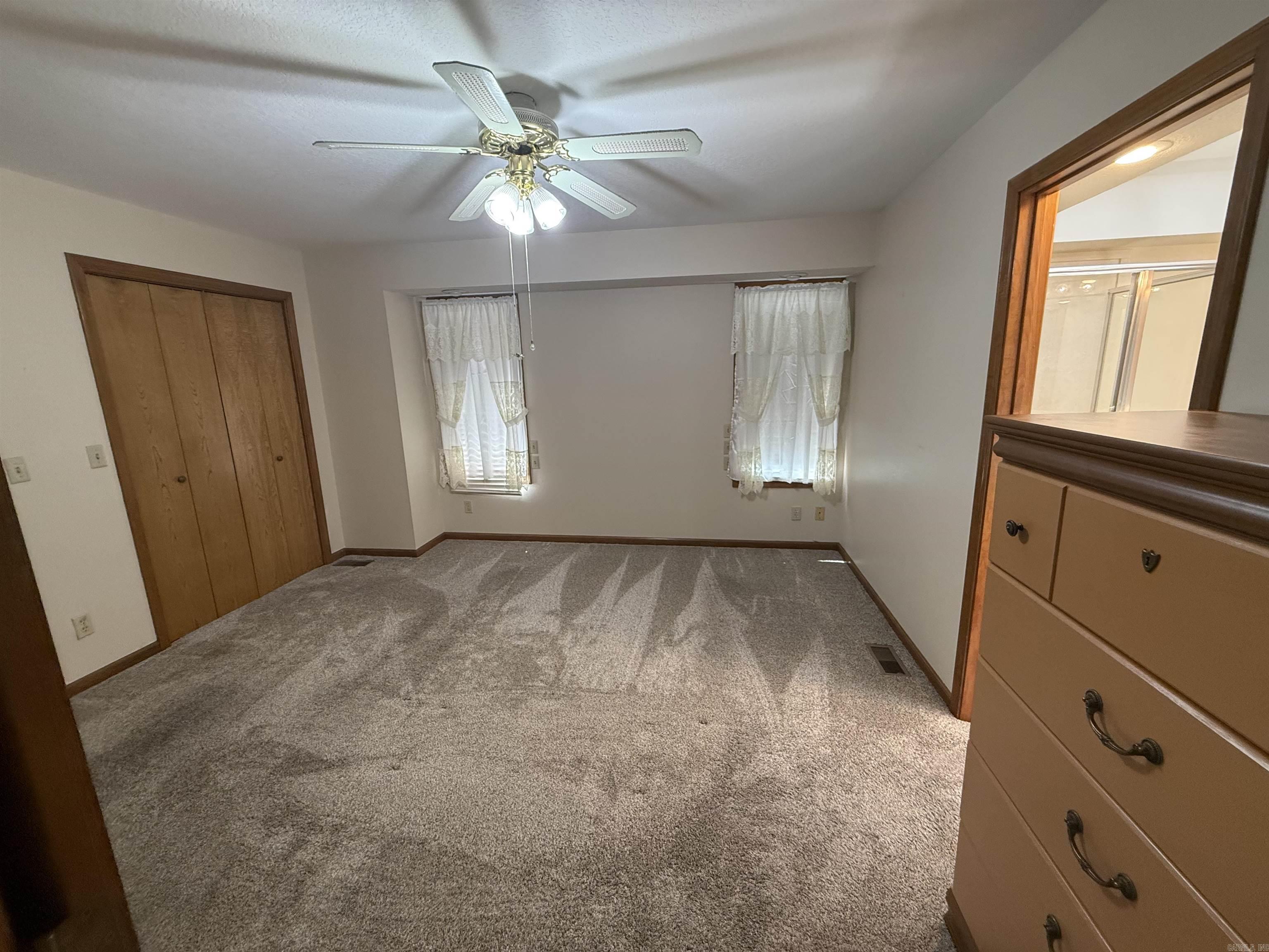 319 Snead Dr. Property Photo 25