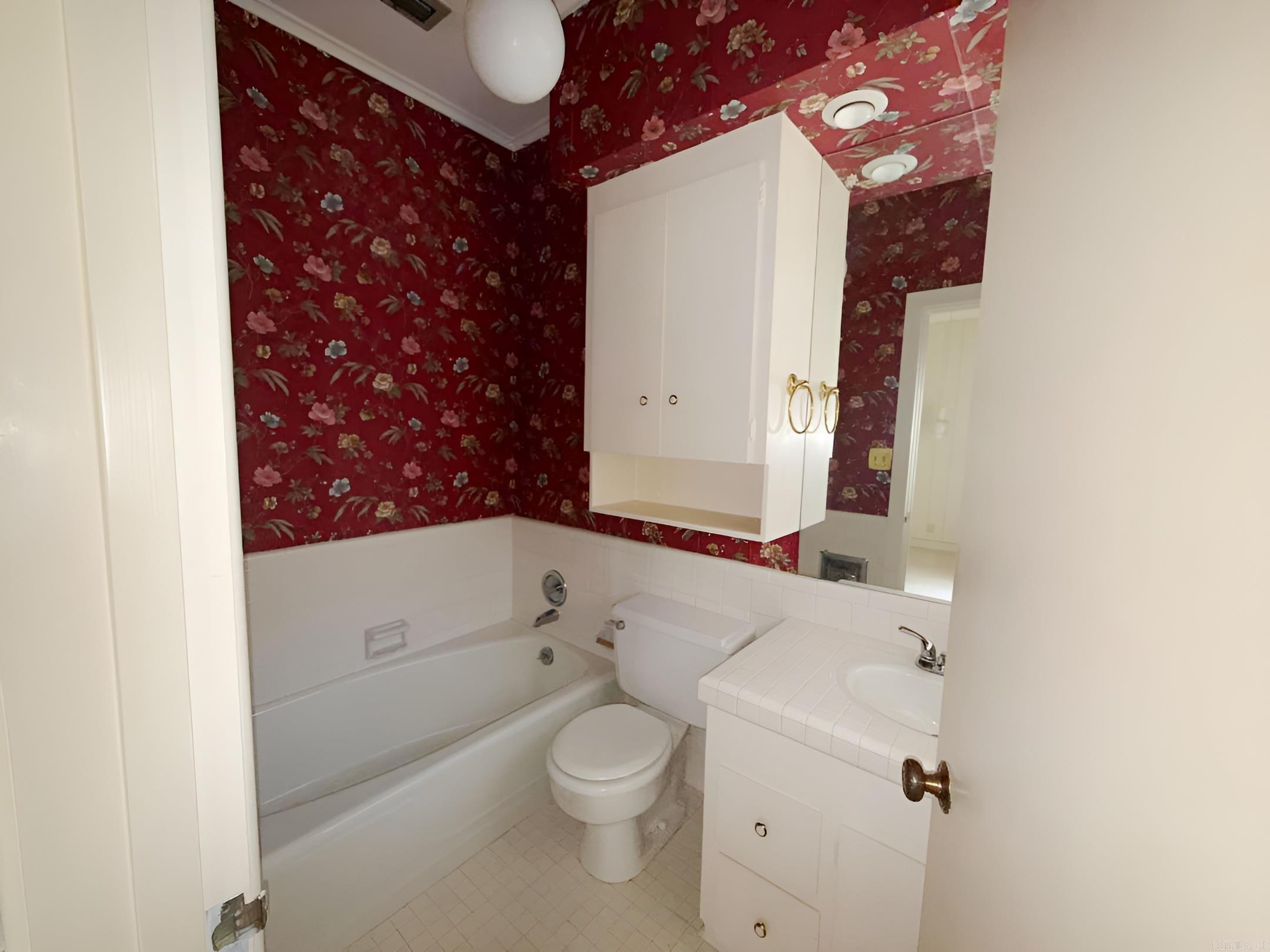 147 Woodland Drive Property Photo 8