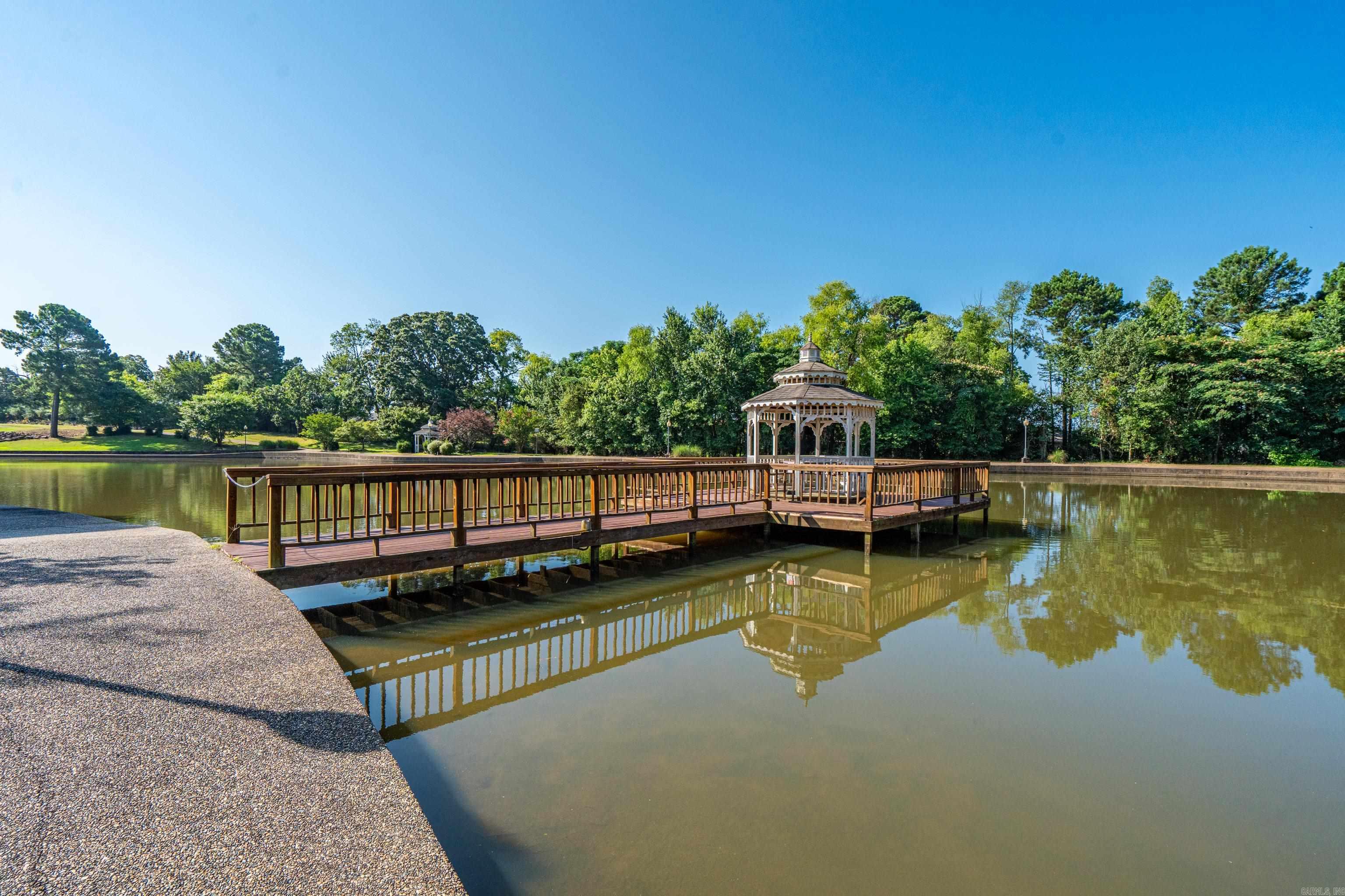 222 Files Property Photo 4