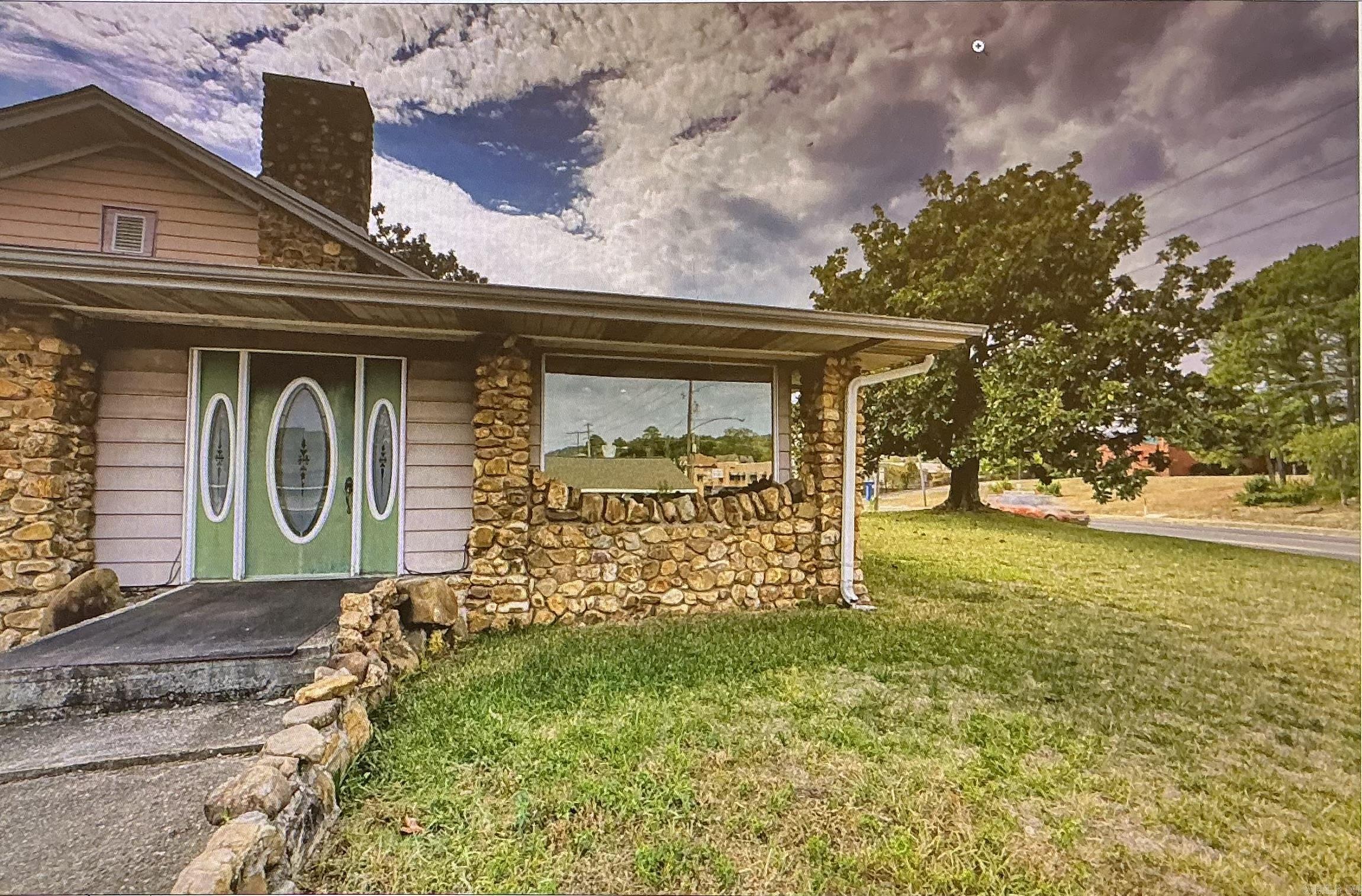 1711 Central Avenue Property Photo 6