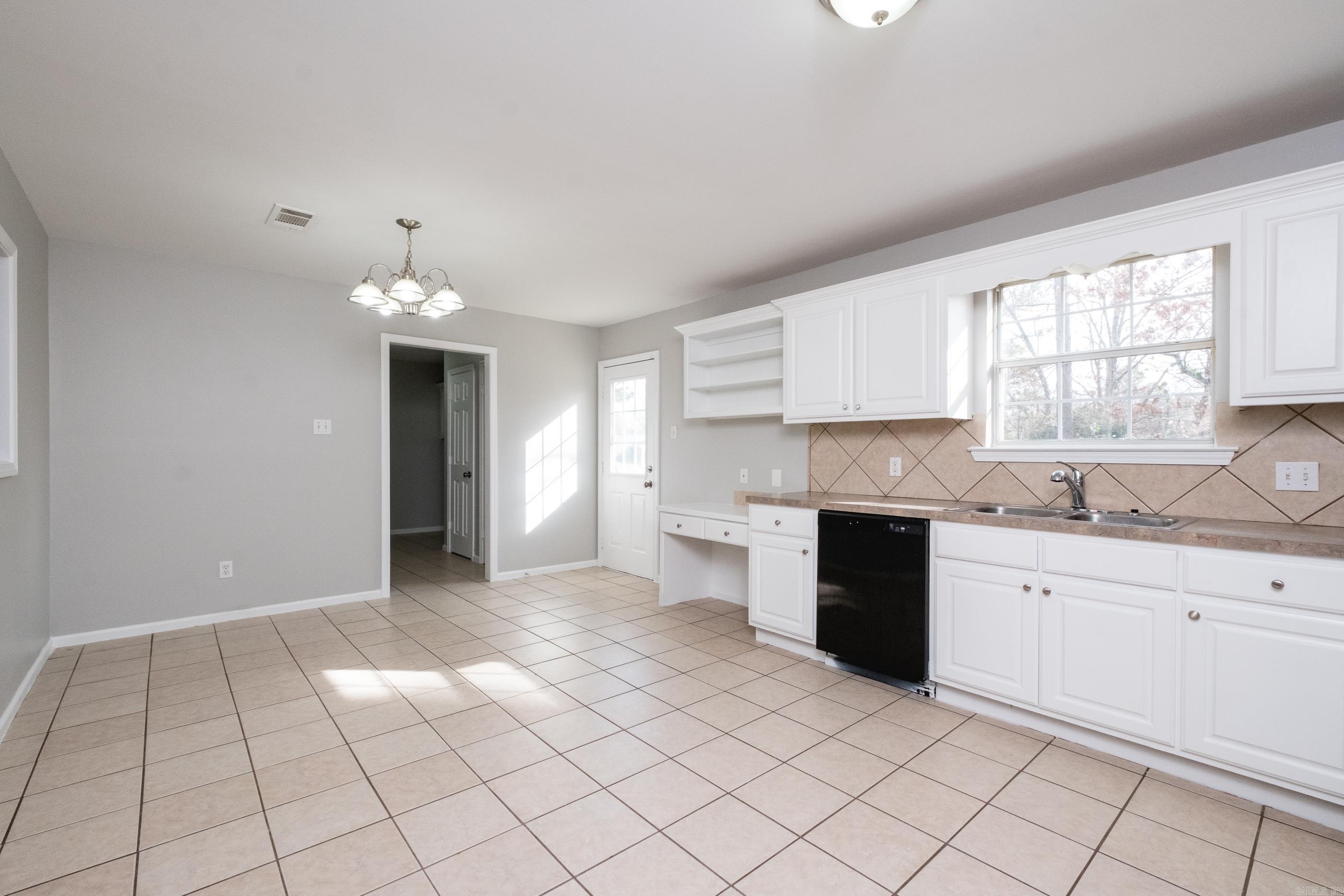 7809 Hayley Drive Property Photo 15