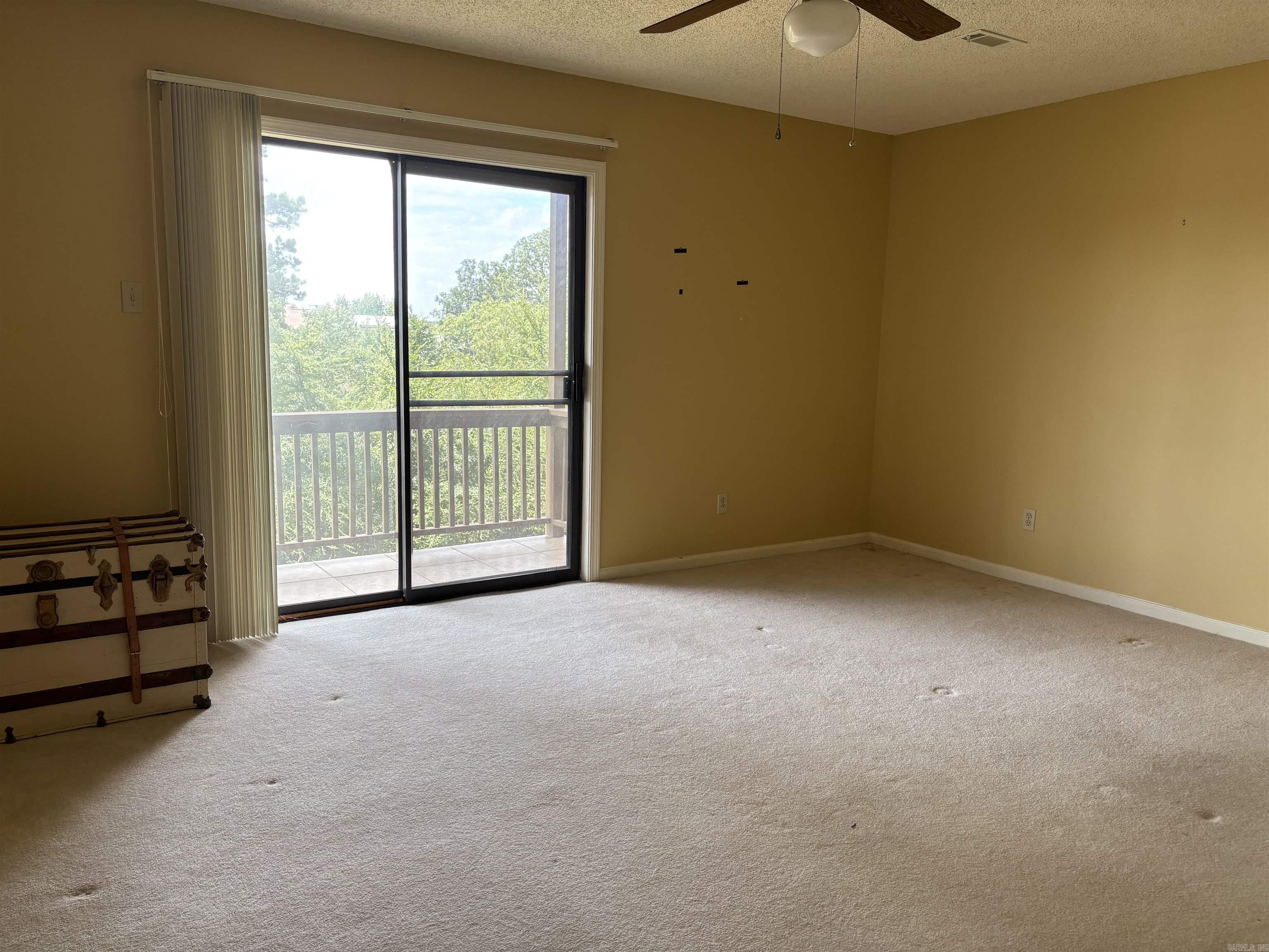 724 Weston Road Property Photo 10
