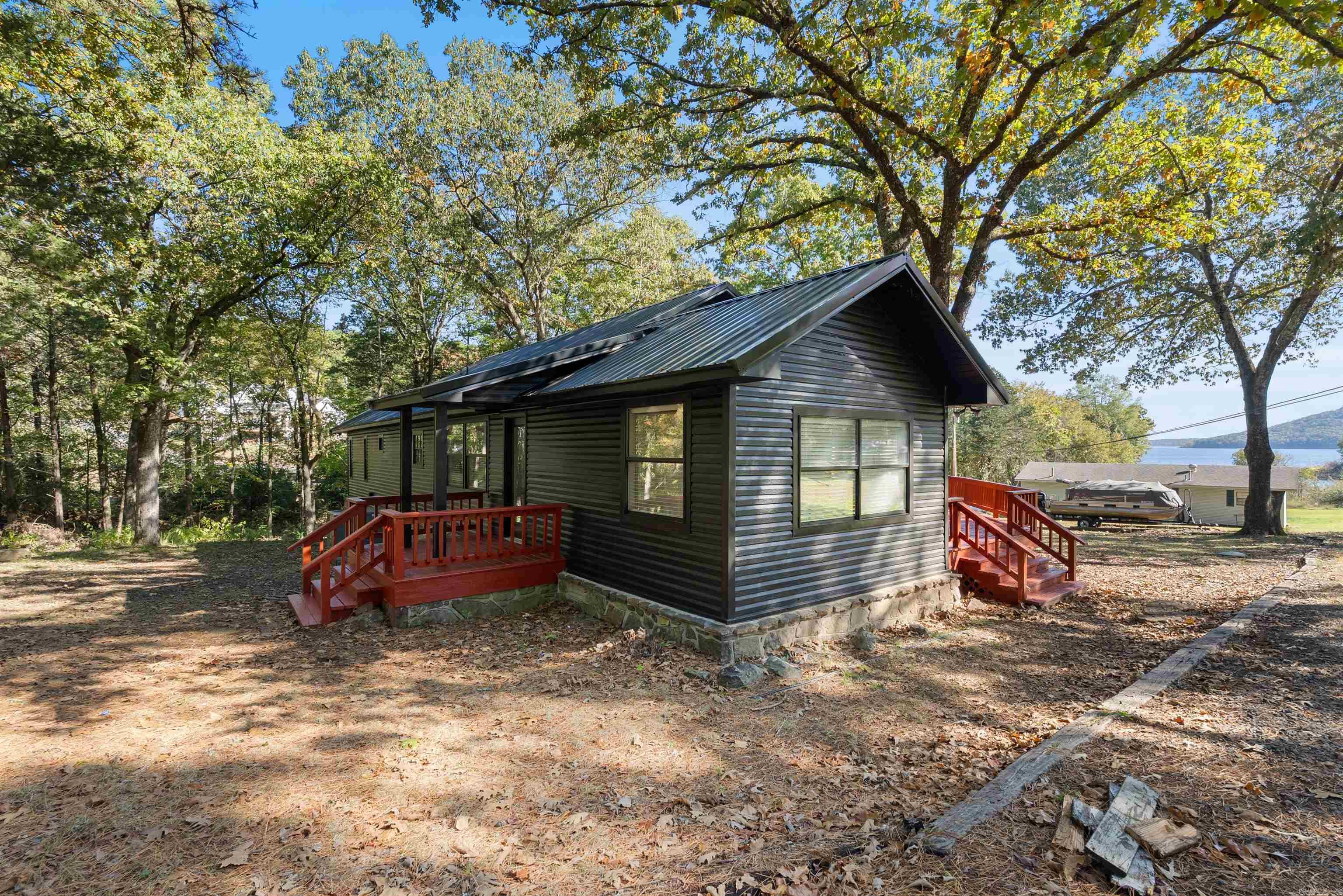137 & 145 Jay Tee Property Photo 30