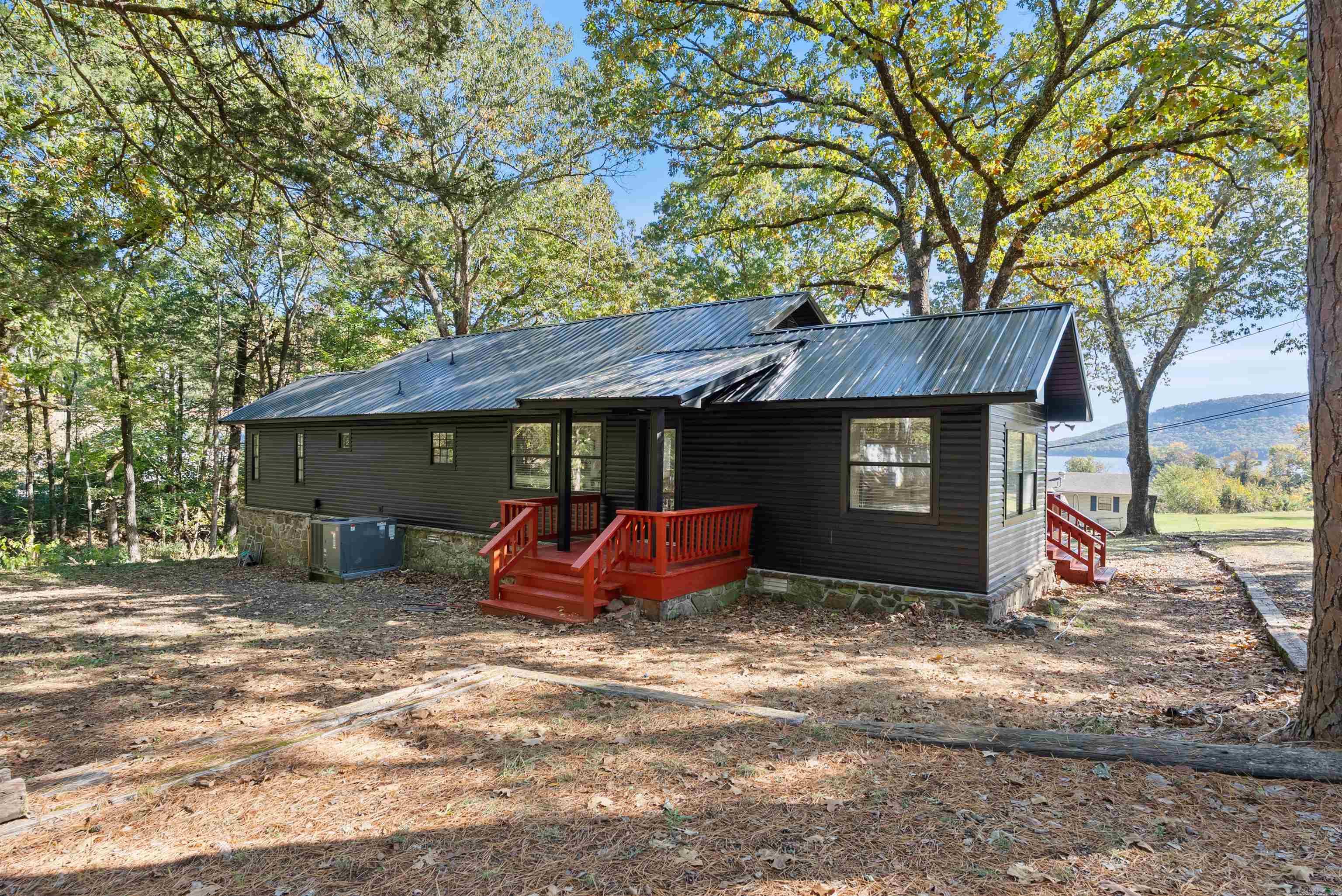 137 & 145 Jay Tee Property Photo 31