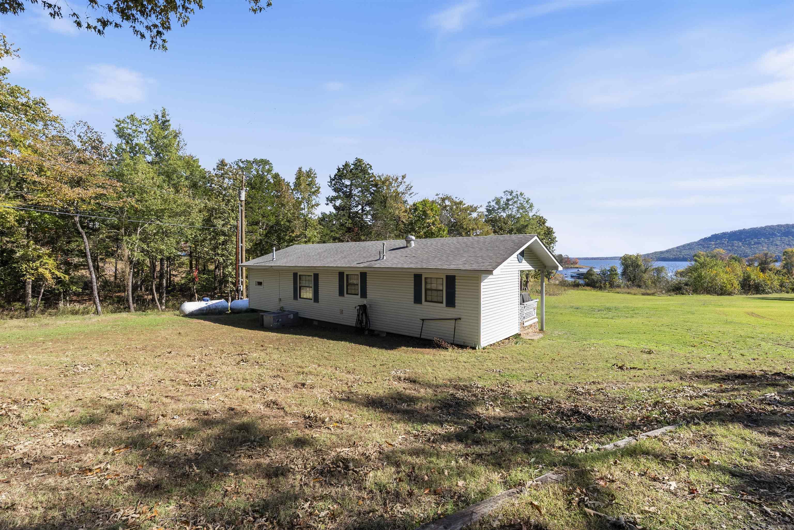 137 & 145 Jay Tee Property Photo 33