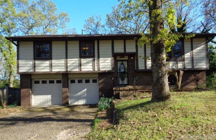 6305 Rolling Hills Lane Property Photo 3