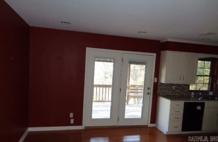 6305 Rolling Hills Lane Property Photo 5