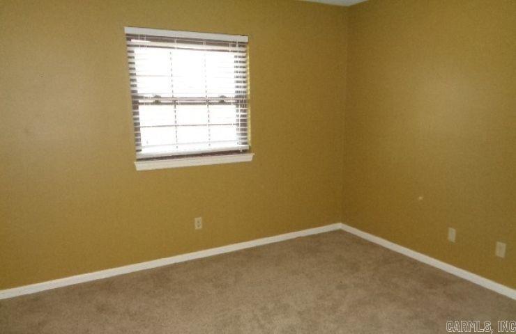 6305 Rolling Hills Lane Property Photo 9