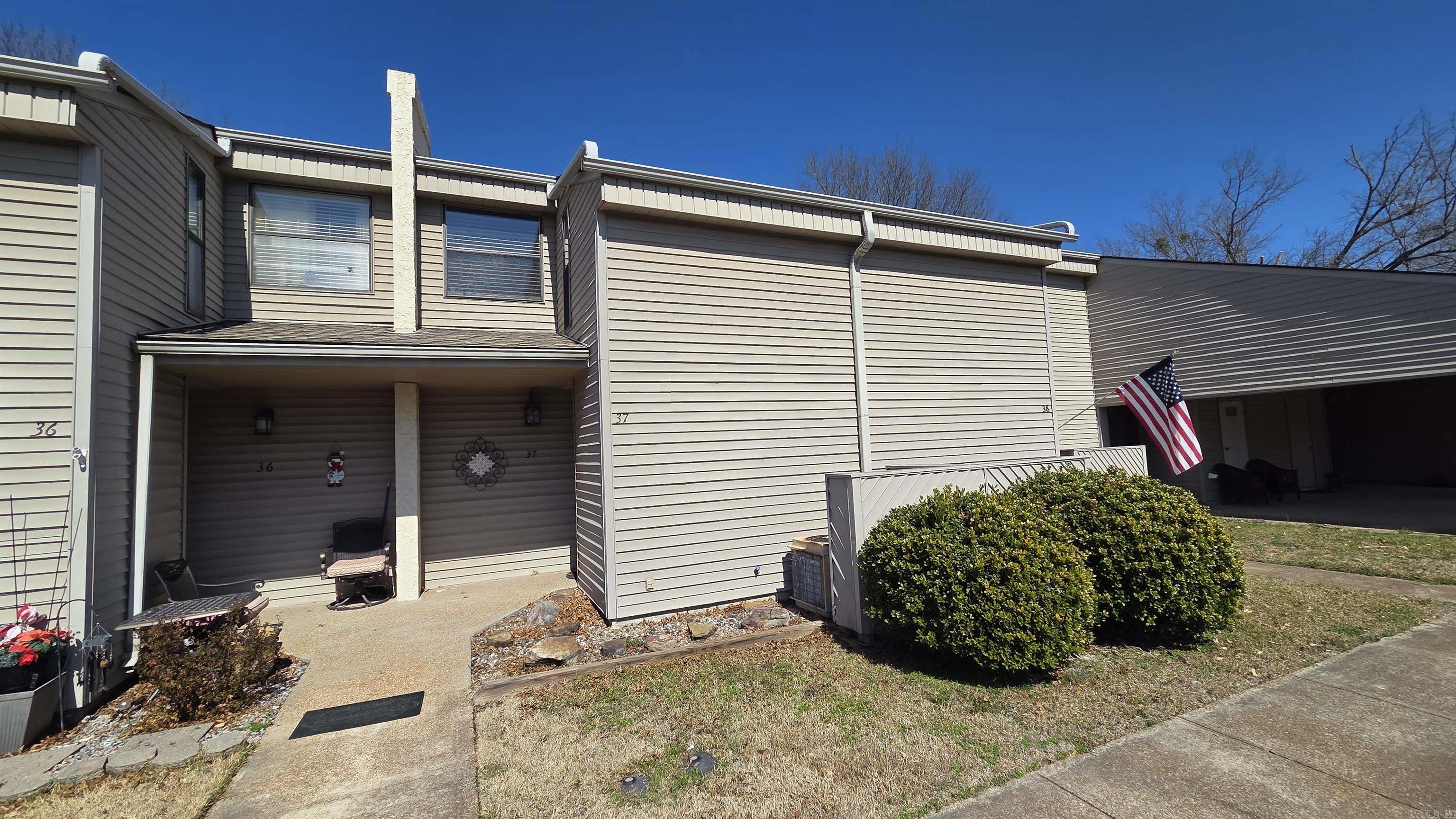 135 Hillview #37 Drive 37 Property Photo 1