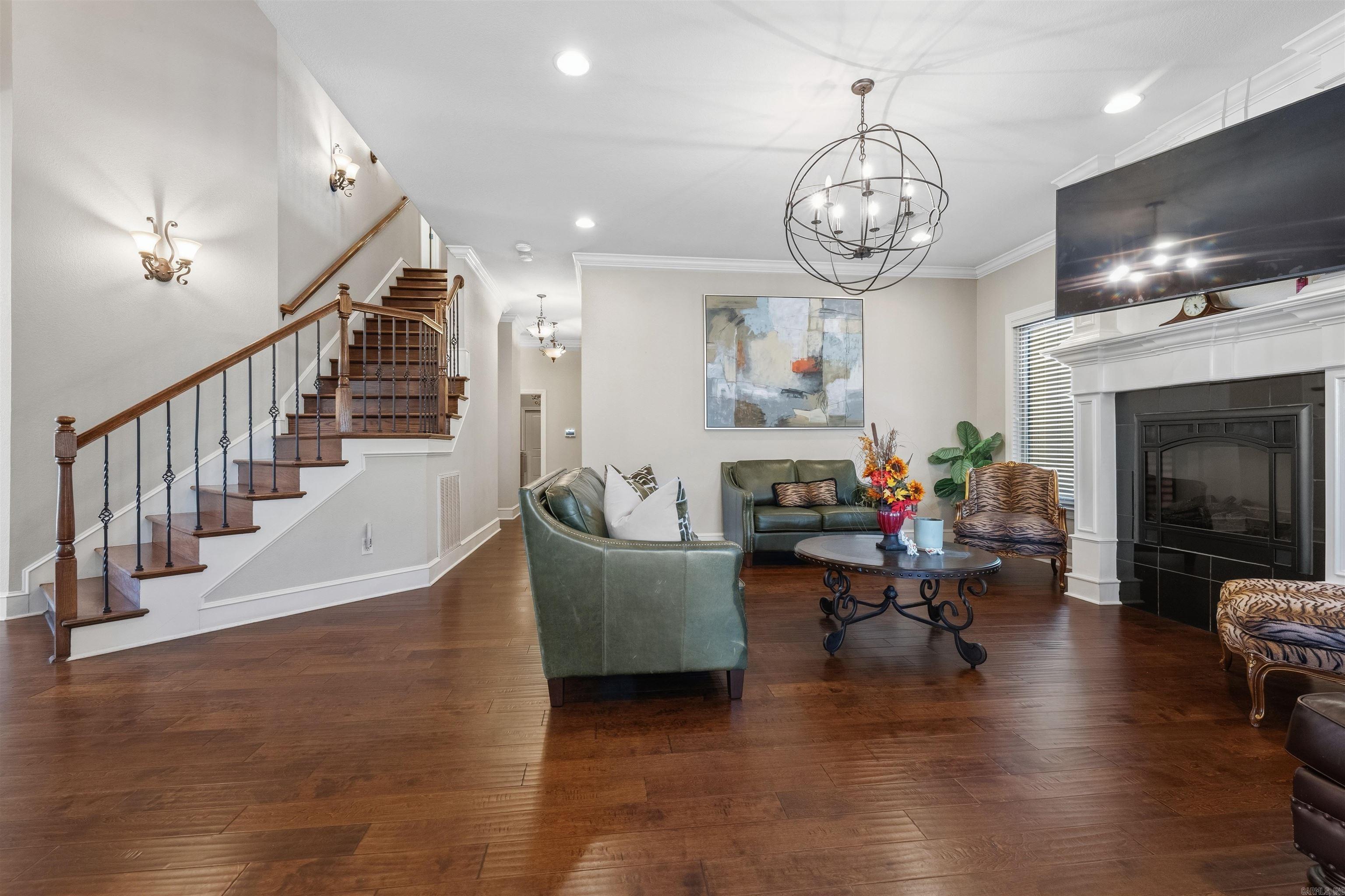9040 Naples Cove Property Photo 4
