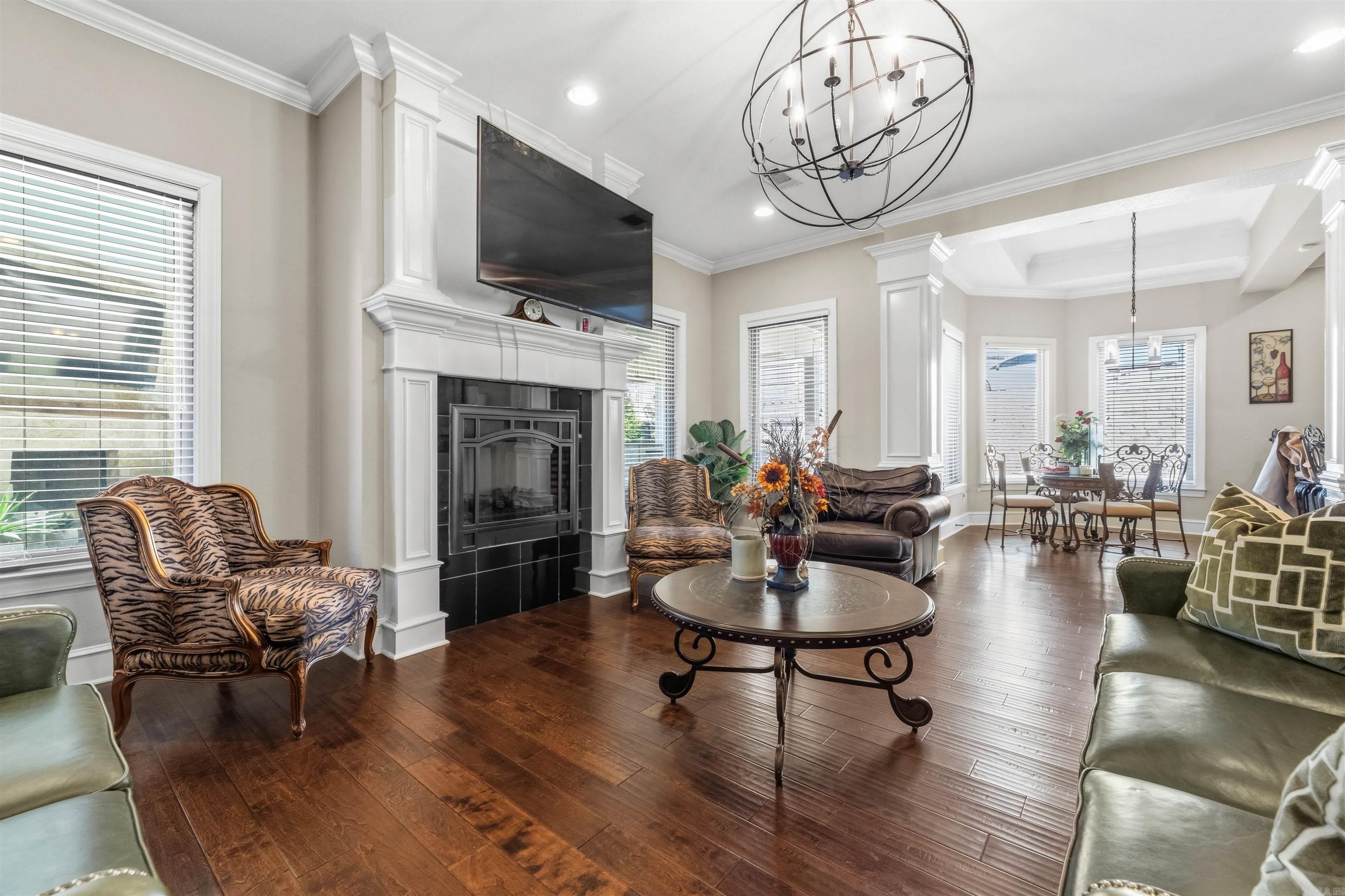9040 Naples Cove Property Photo 6