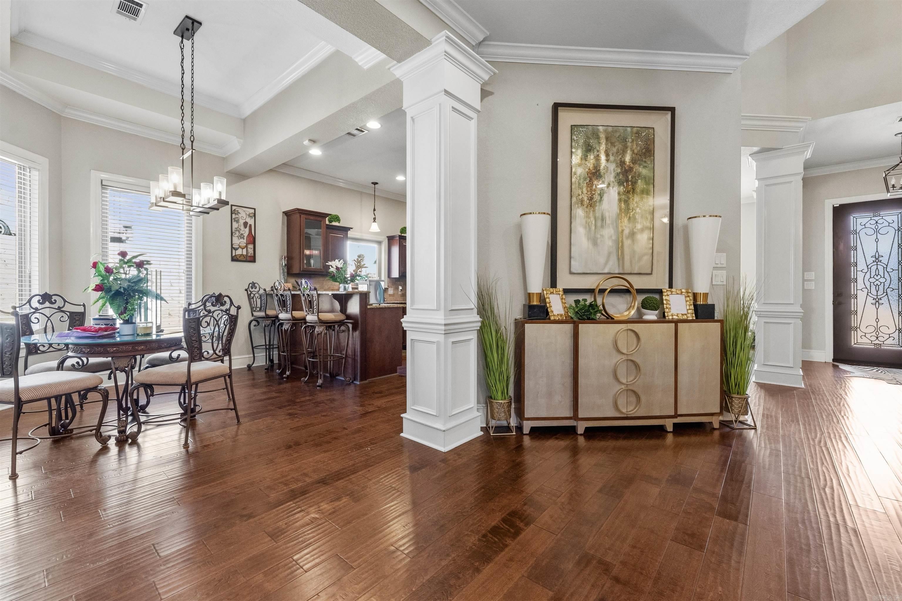 9040 Naples Cove Property Photo 12