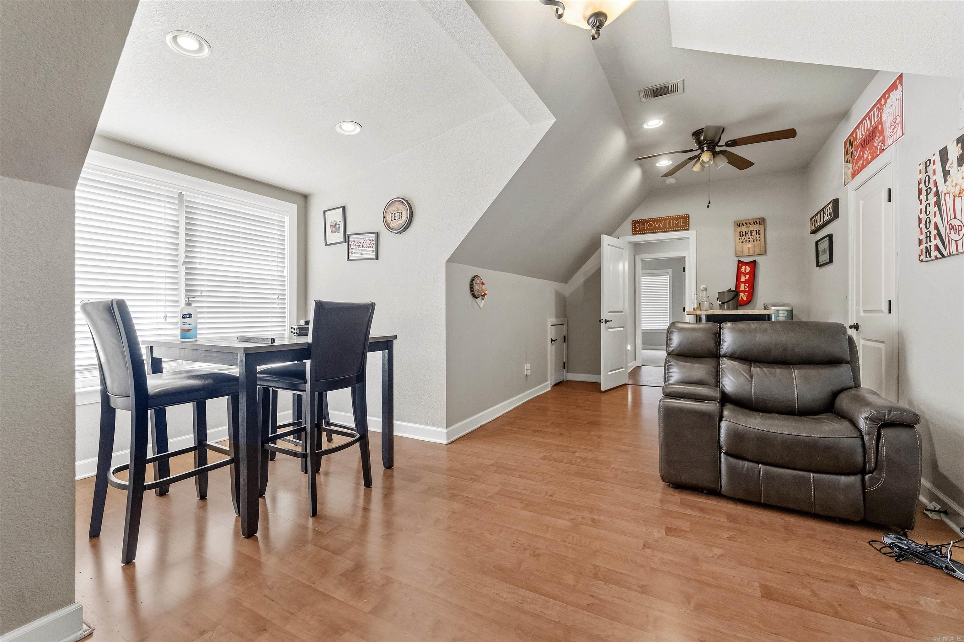 9040 Naples Cove Property Photo 38